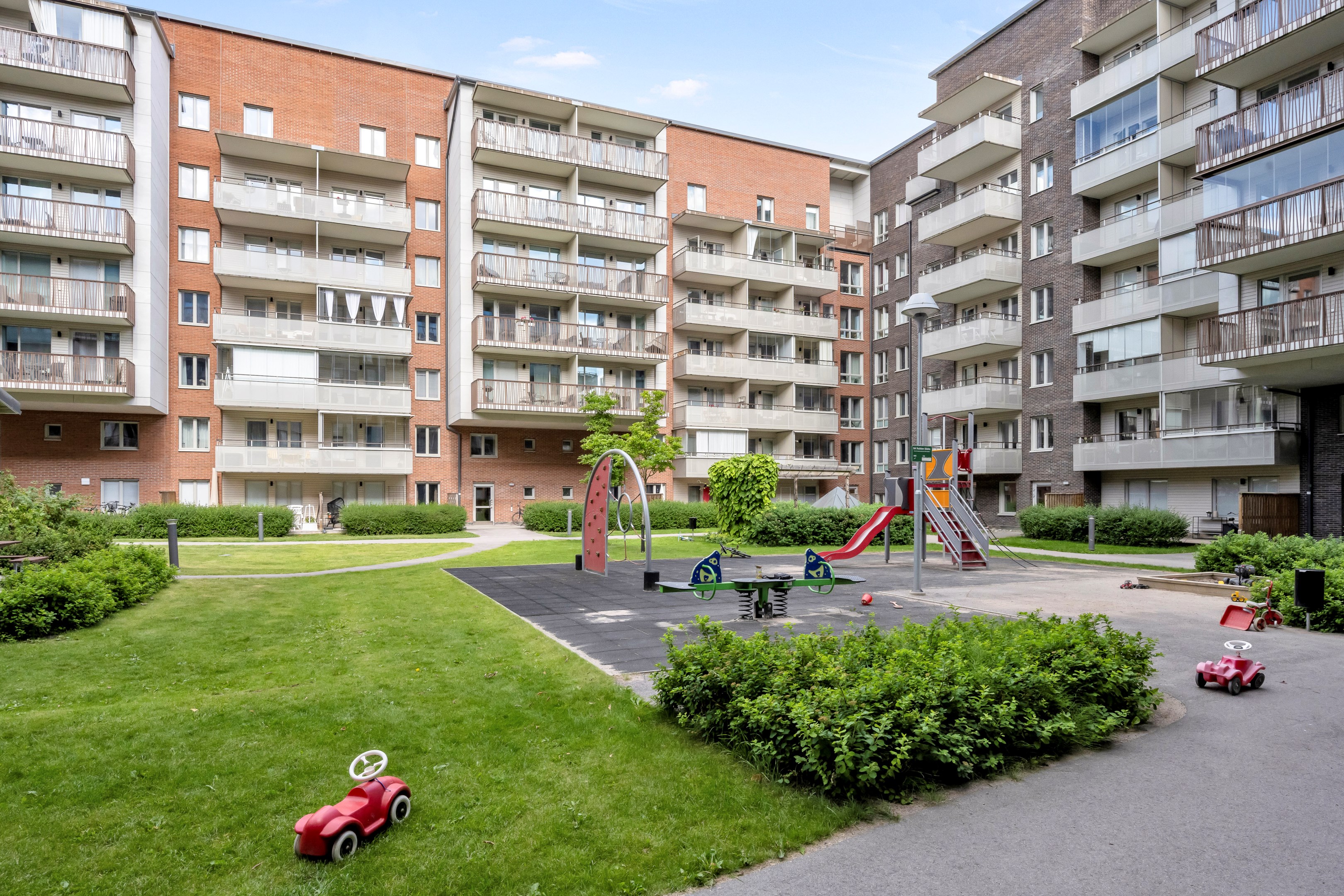 Bostadsbild från Industrigatan 37, Till salu i Kungsängen, Uppsala