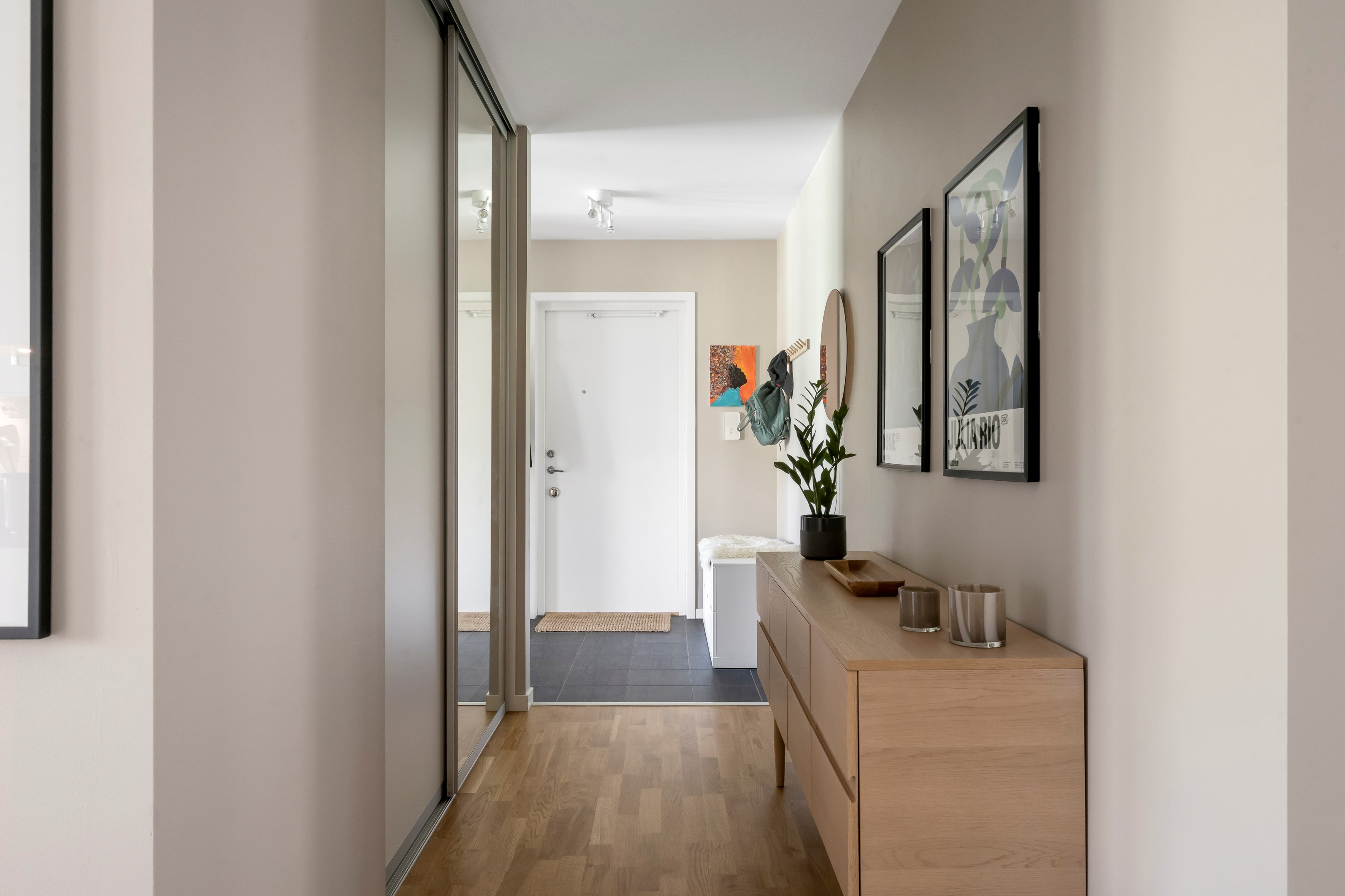 Bostadsbild från Industrigatan 37, Till salu i Kungsängen, Uppsala
