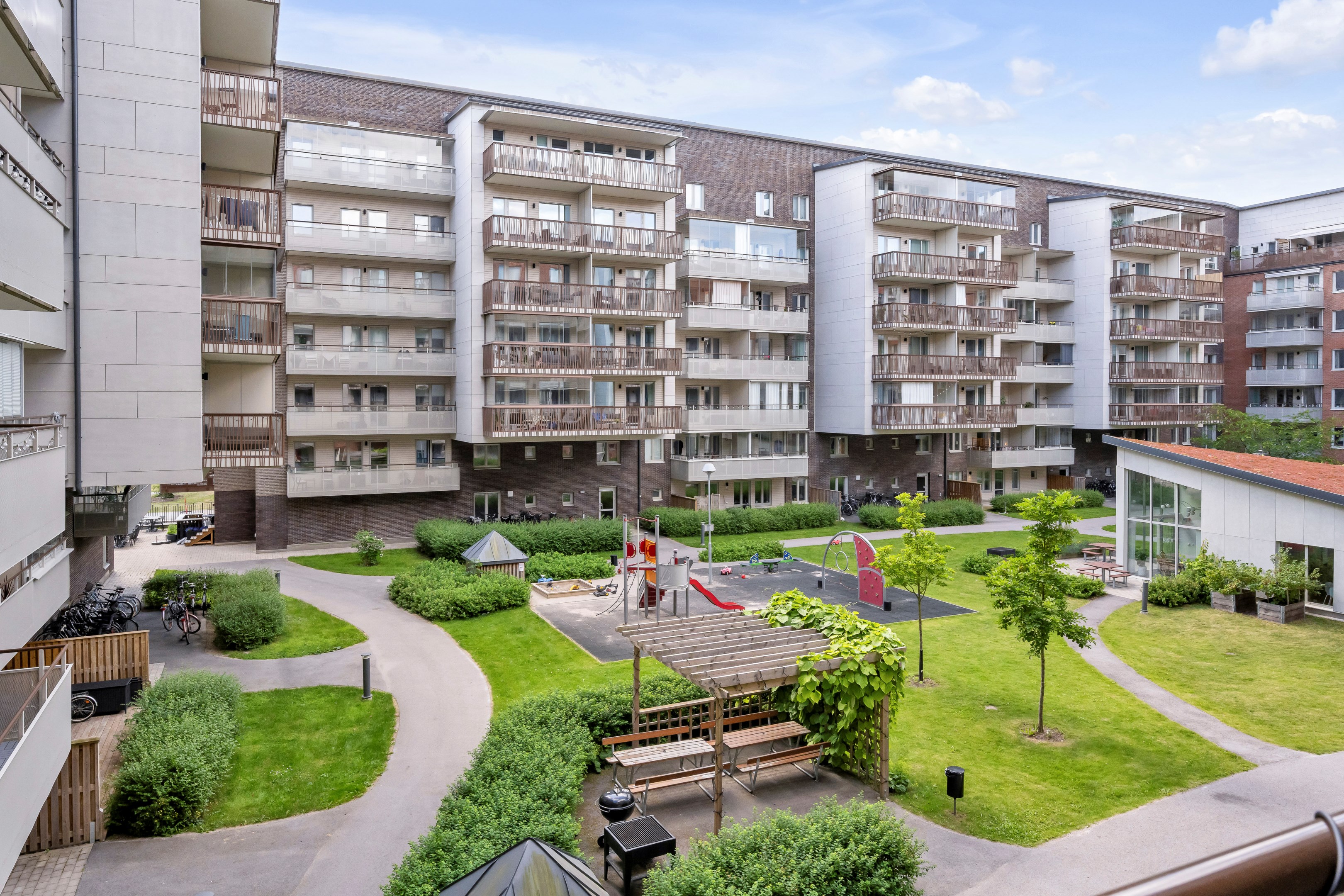 Bostadsbild från Industrigatan 37, Till salu i Kungsängen, Uppsala