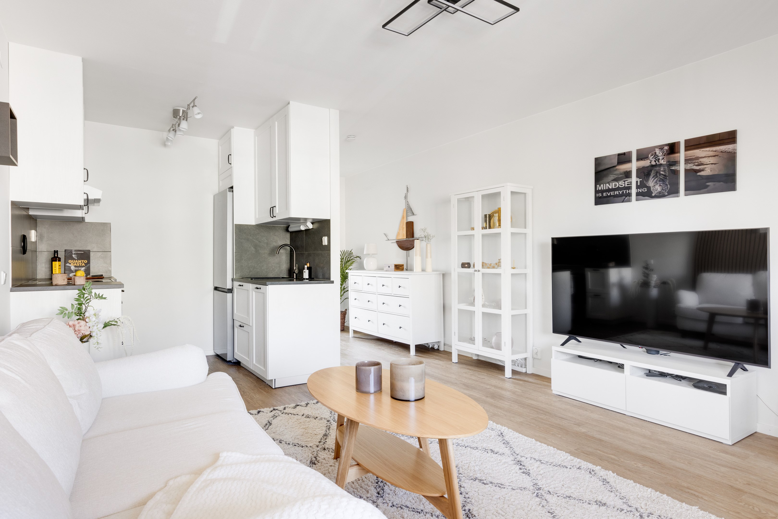 Bostadsbild från Källparksgatan 4, Till salu i Salabacke, Uppsala