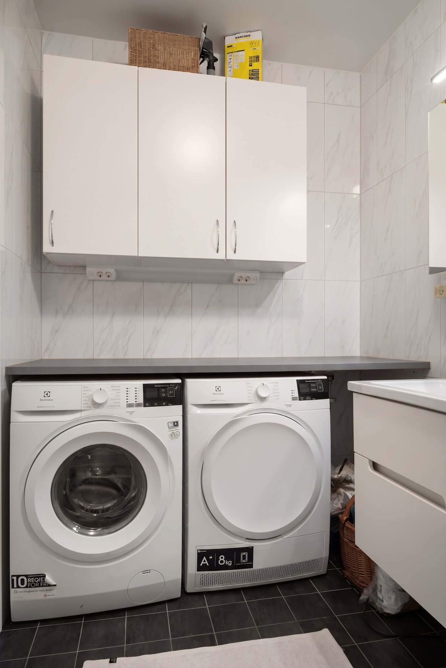 Bostadsbild från Tollareslingan 52, Till salu i Tollare, Nacka