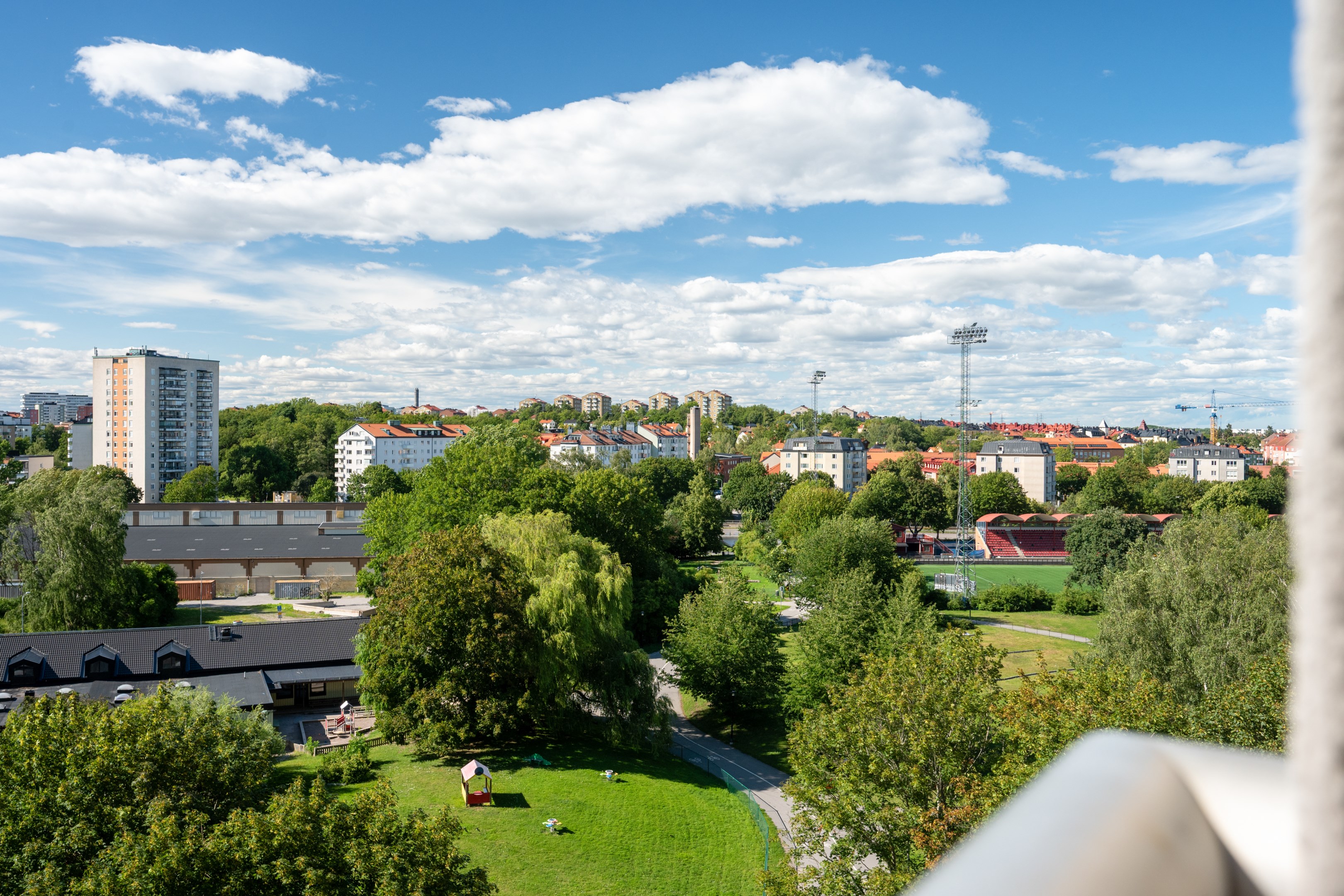 Bostadsbild från Nybodagatan 7, 9 tr, Såld i Solna - Skytteholm, Solna