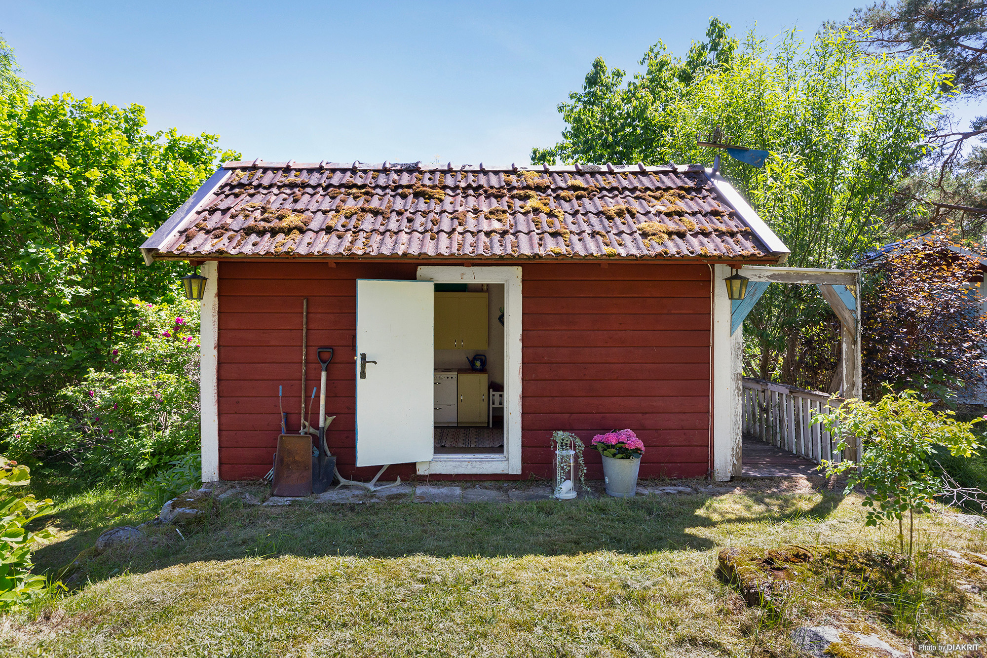 25. Friliiggande bod