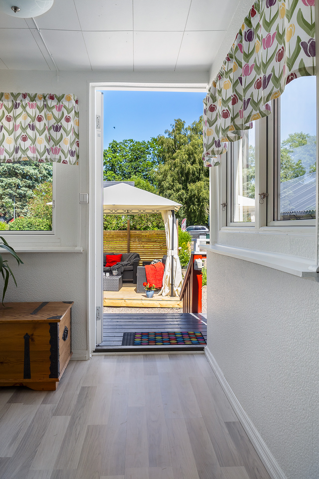 Hall - du går in från husets baksida
