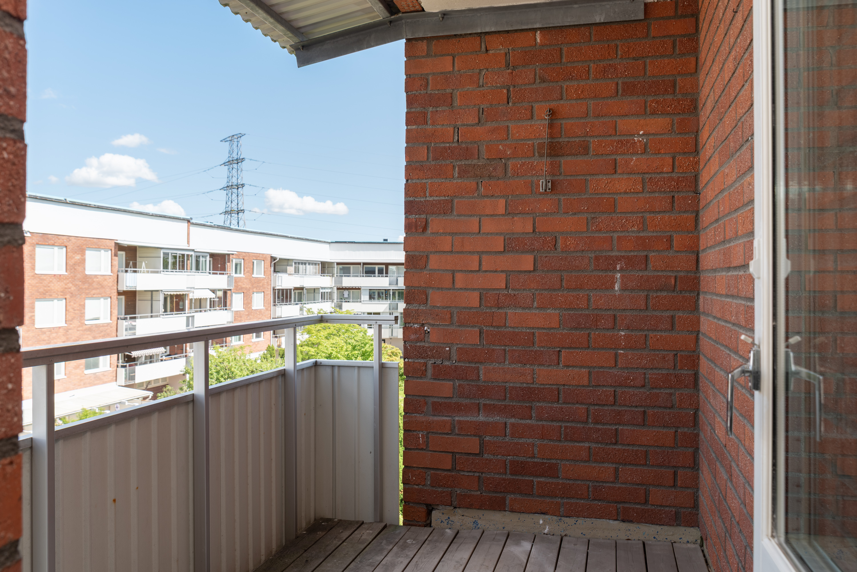 Bostadsbild från Bangatan 45, Såld i Nordanby, Västerås