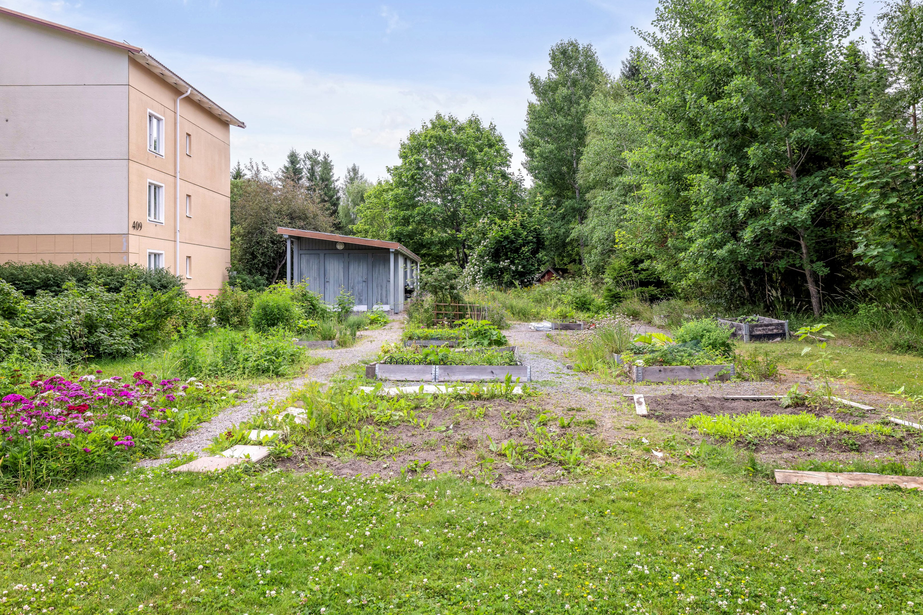 Bostadsbild från Herrhagsvägen 403, Såld i Herrhagen, Uppsala