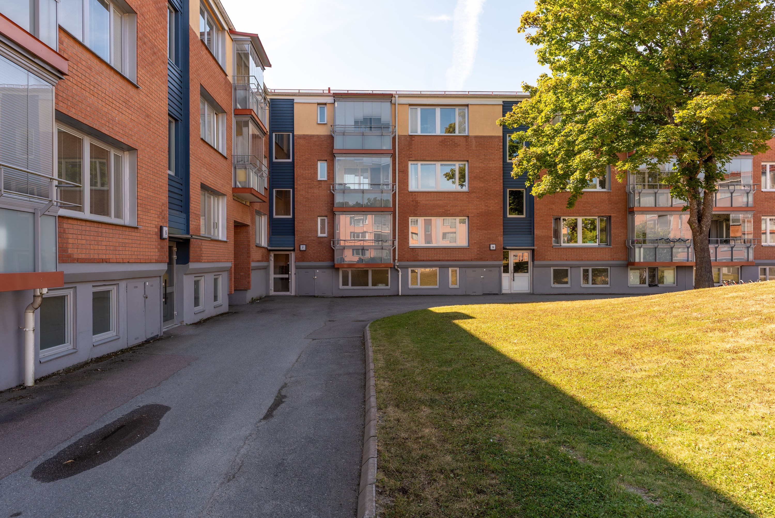 Bostadsbild från Bofinksvägen 7, Till salu i Råby, Västerås