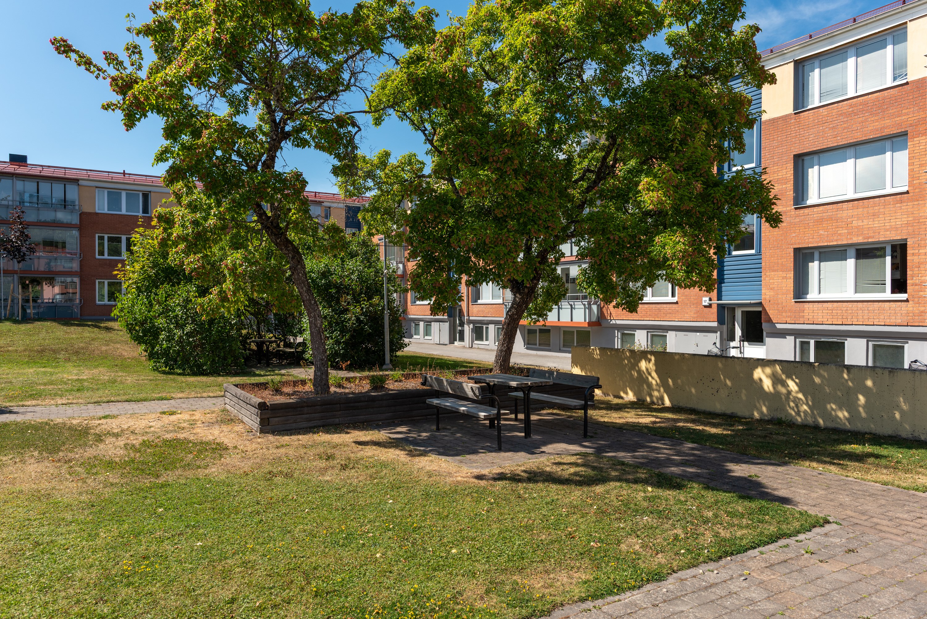 Bostadsbild från Bofinksvägen 7, Till salu i Råby, Västerås