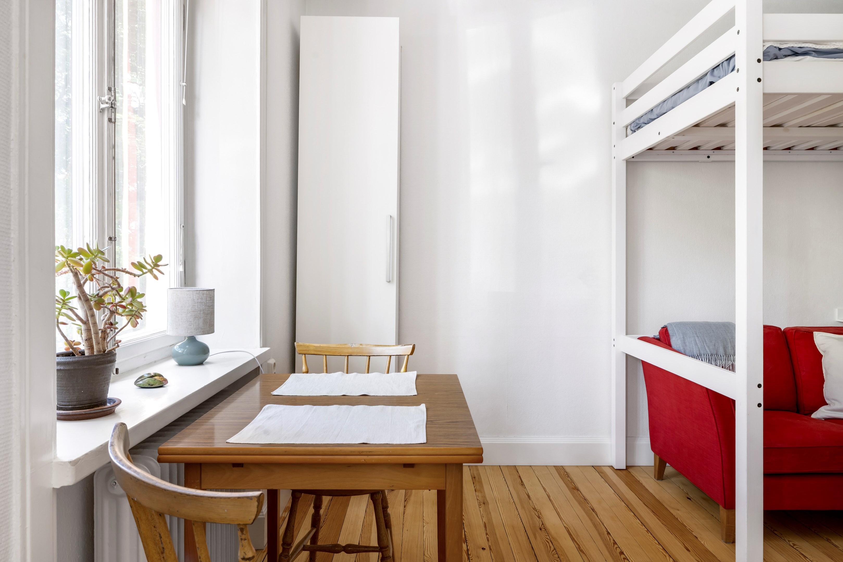 Bostadsbild från Väderkvarnsgatan 8B, Till salu i Höganäs, Uppsala