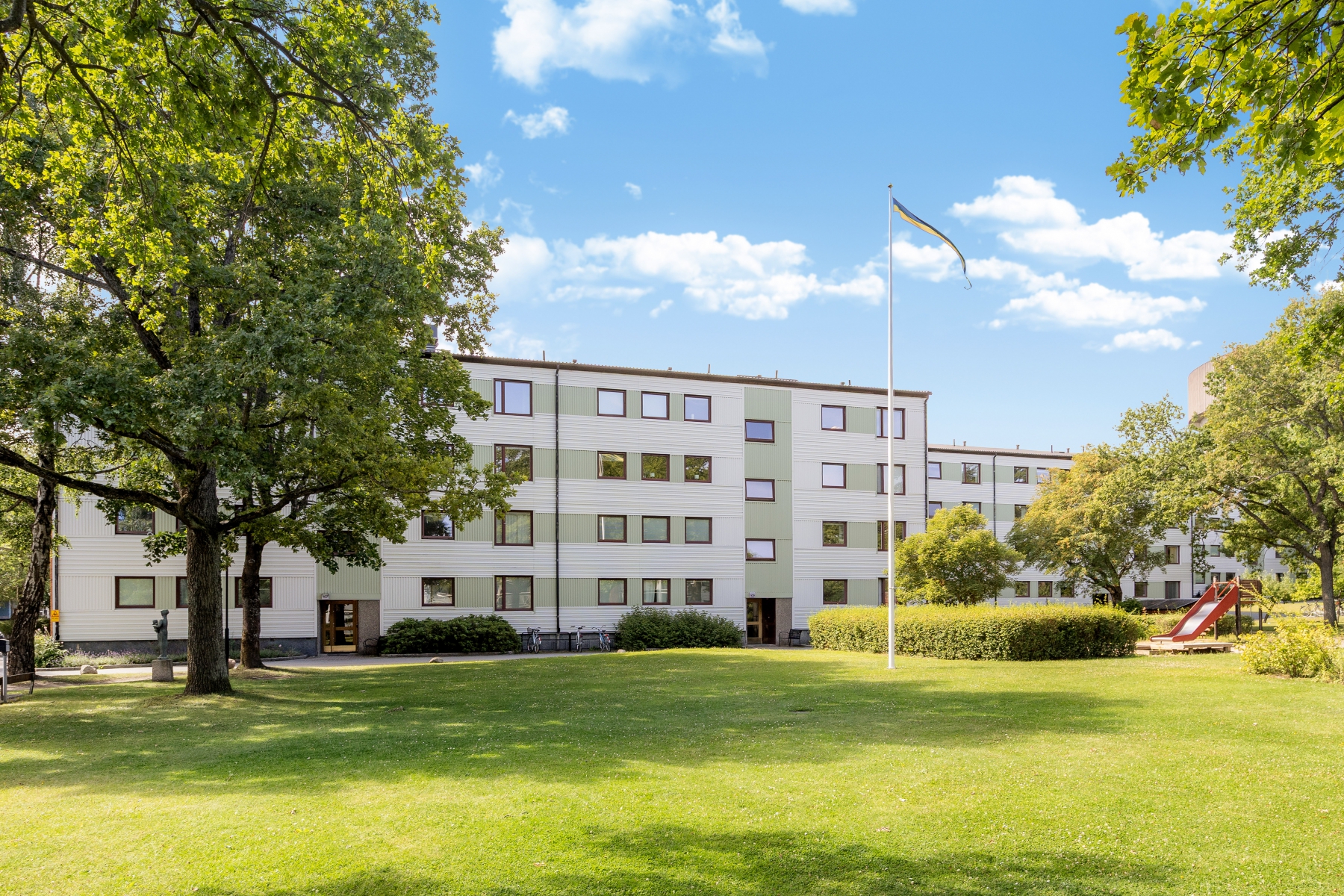 Bostadsbild från Björnstigen 109, Såld i Bergshamra, Solna