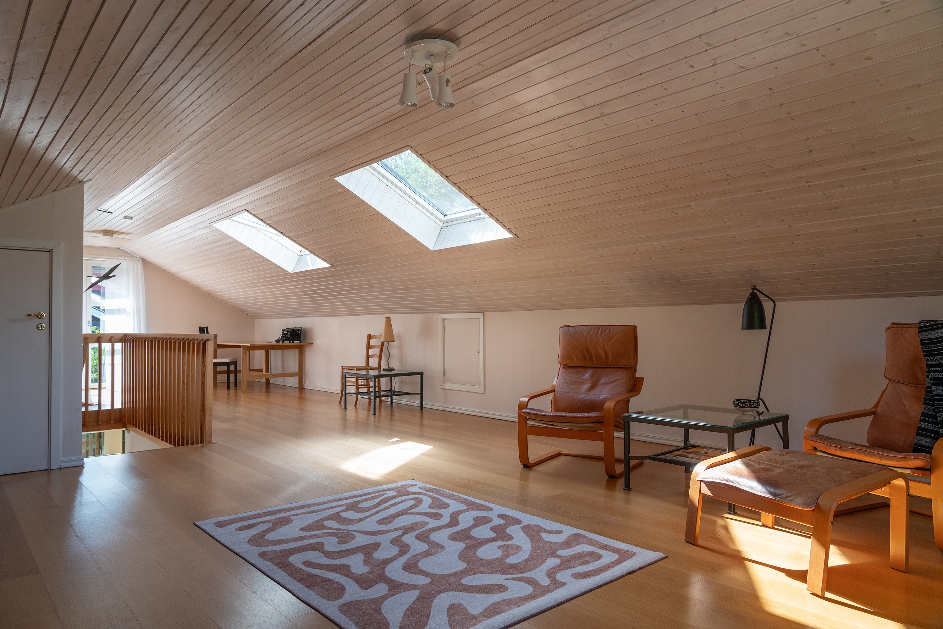 Bostadsbild från Önnemovägen 70, Såld i Tullinge Gård, Botkyrka