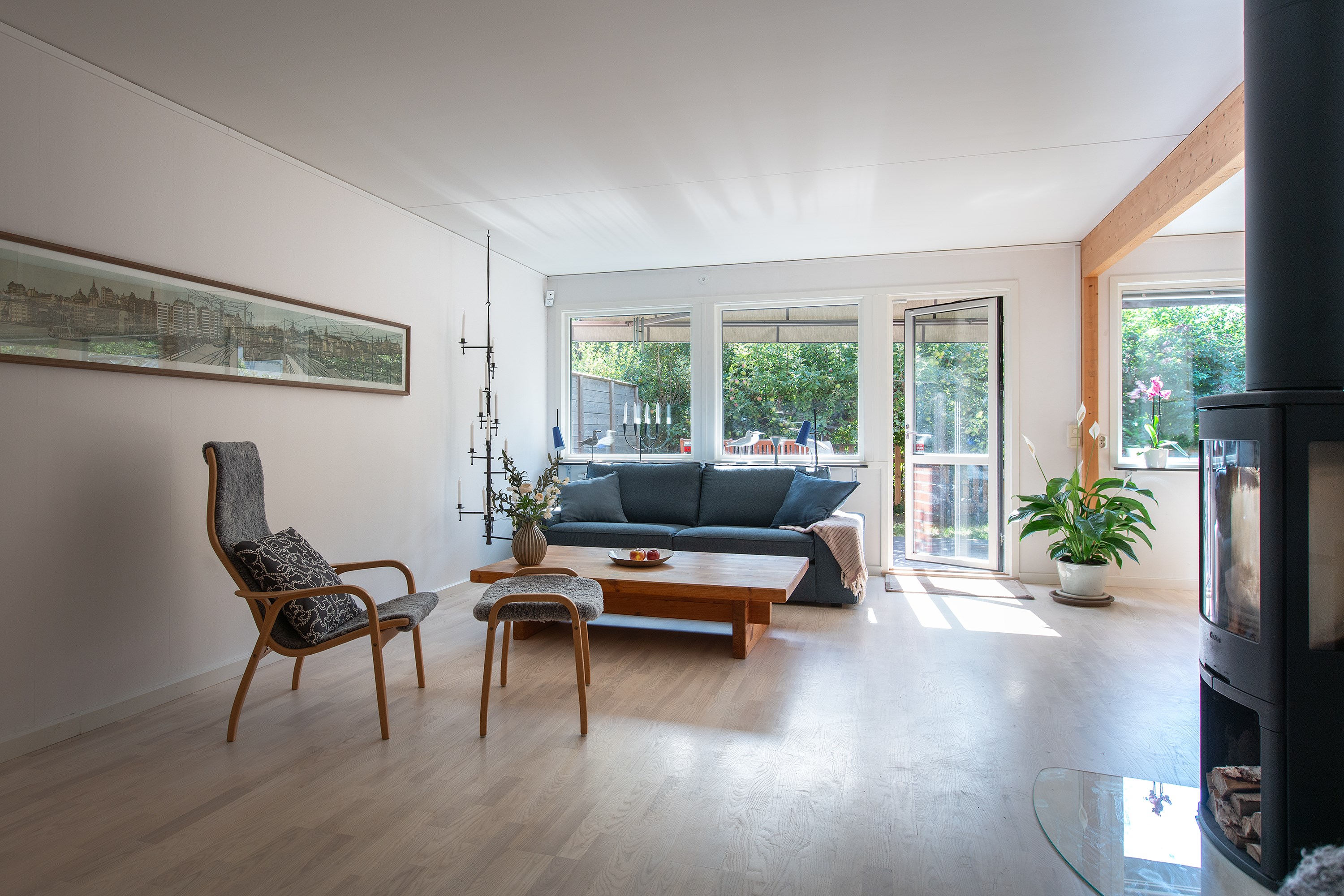 Bostadsbild från Önnemovägen 70, Såld i Tullinge Gård, Botkyrka