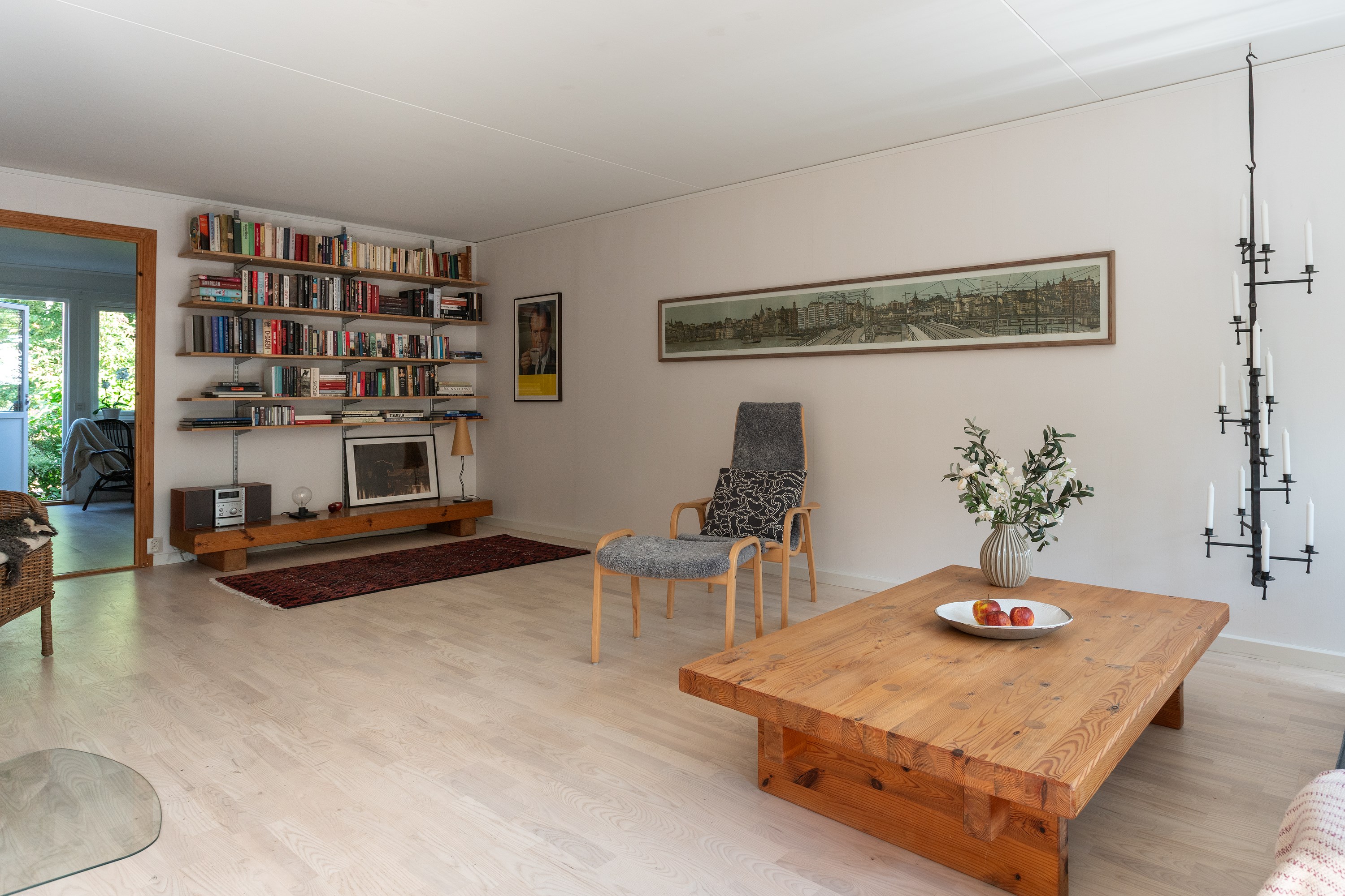 Bostadsbild från Önnemovägen 70, Såld i Tullinge Gård, Botkyrka