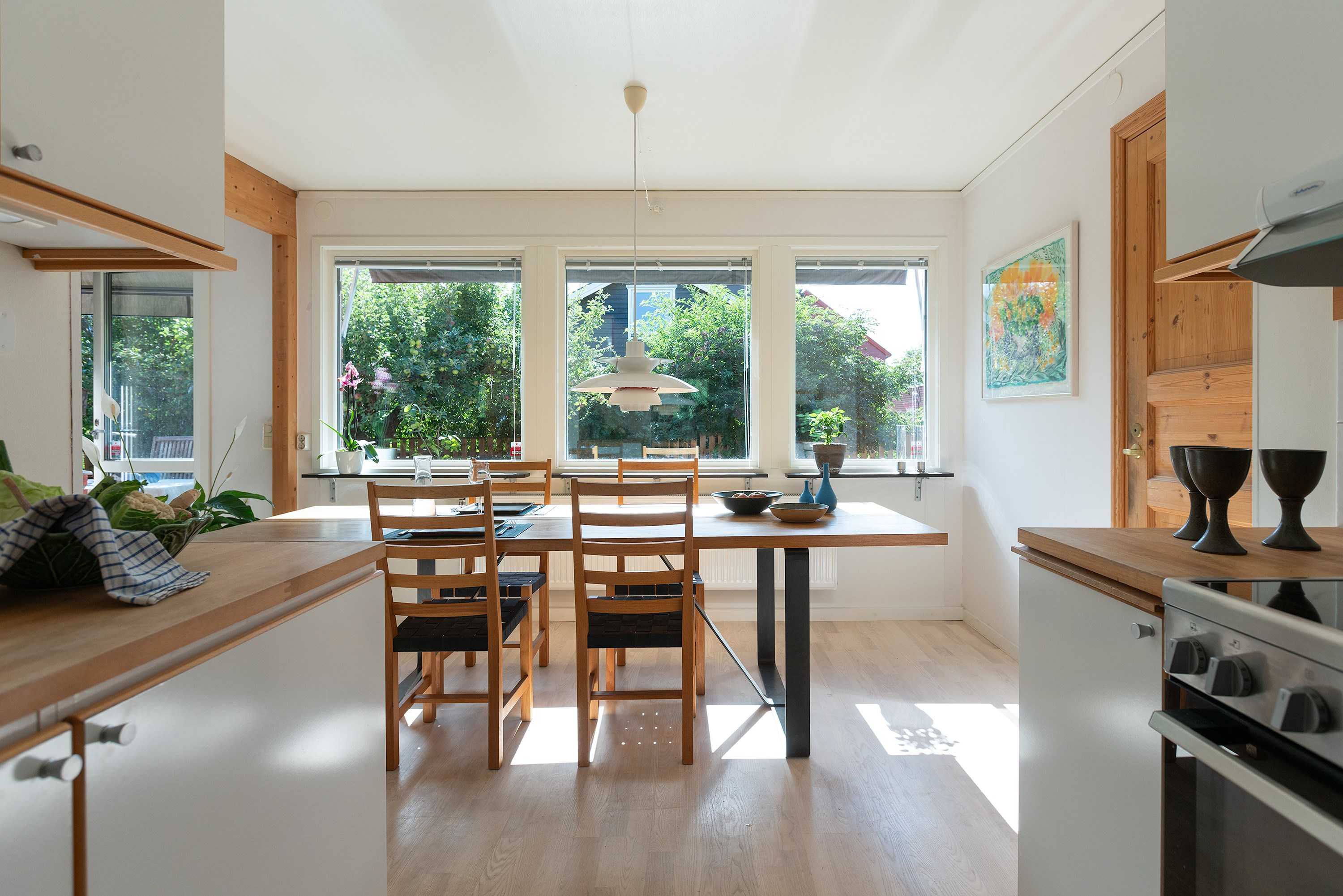 Bostadsbild från Önnemovägen 70, Såld i Tullinge Gård, Botkyrka