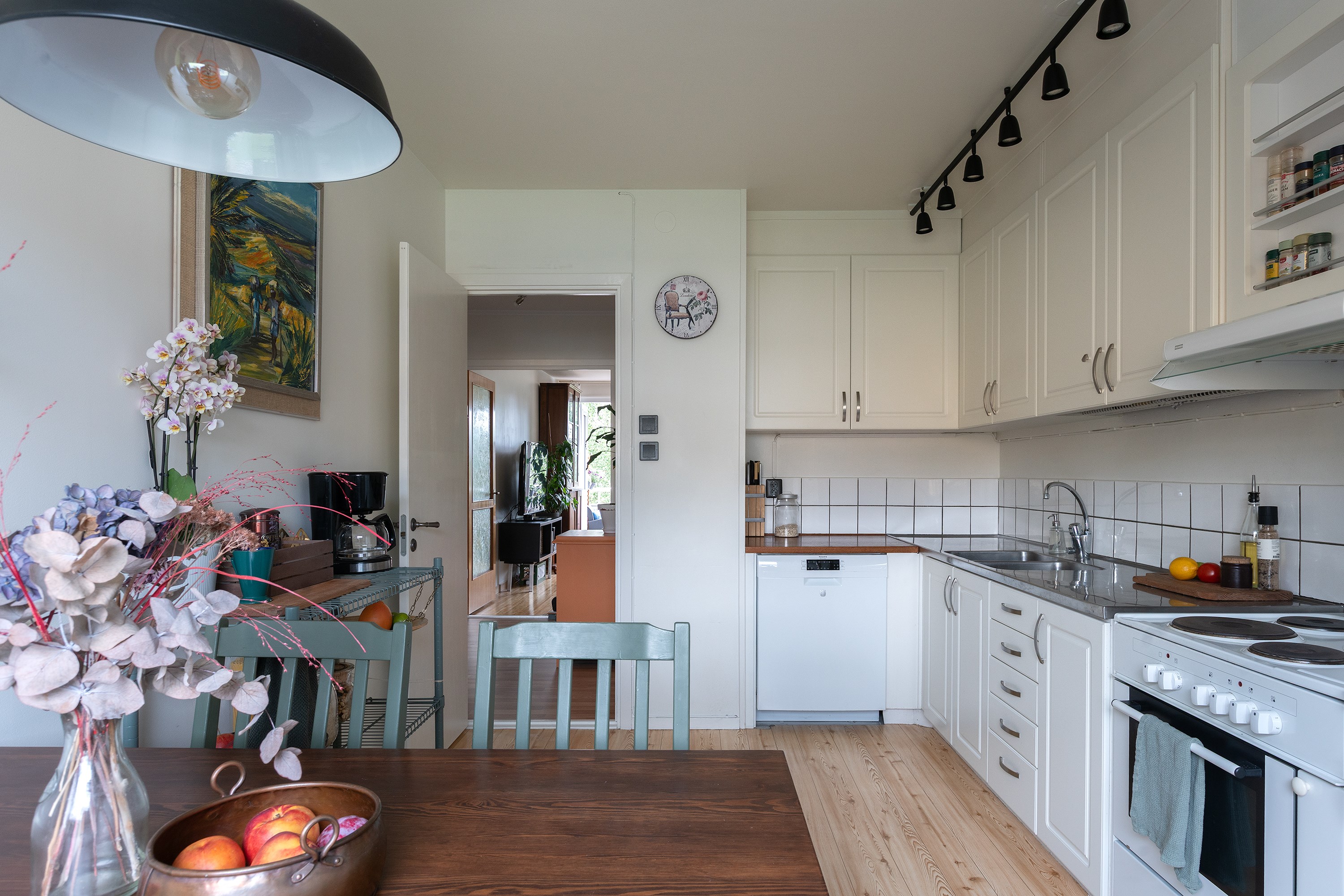 Bostadsbild från Tullingebergsvägen 8C, Till salu i G:a Tullingeberg, Botkyrka