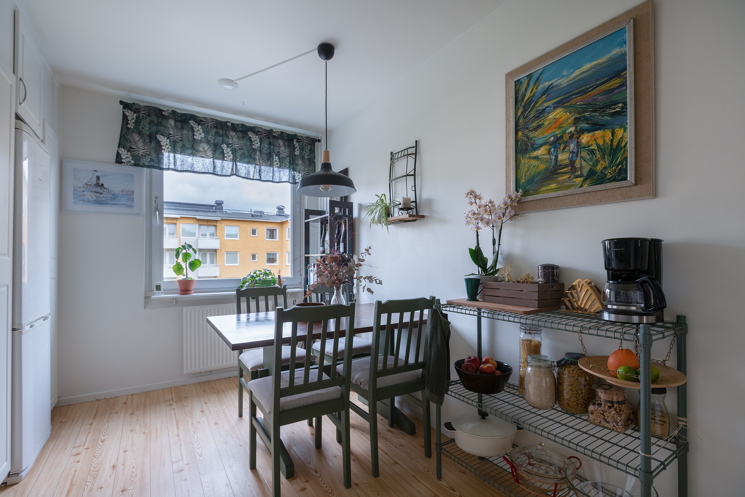 Bostadsbild från Tullingebergsvägen 8C, Till salu i G:a Tullingeberg, Botkyrka