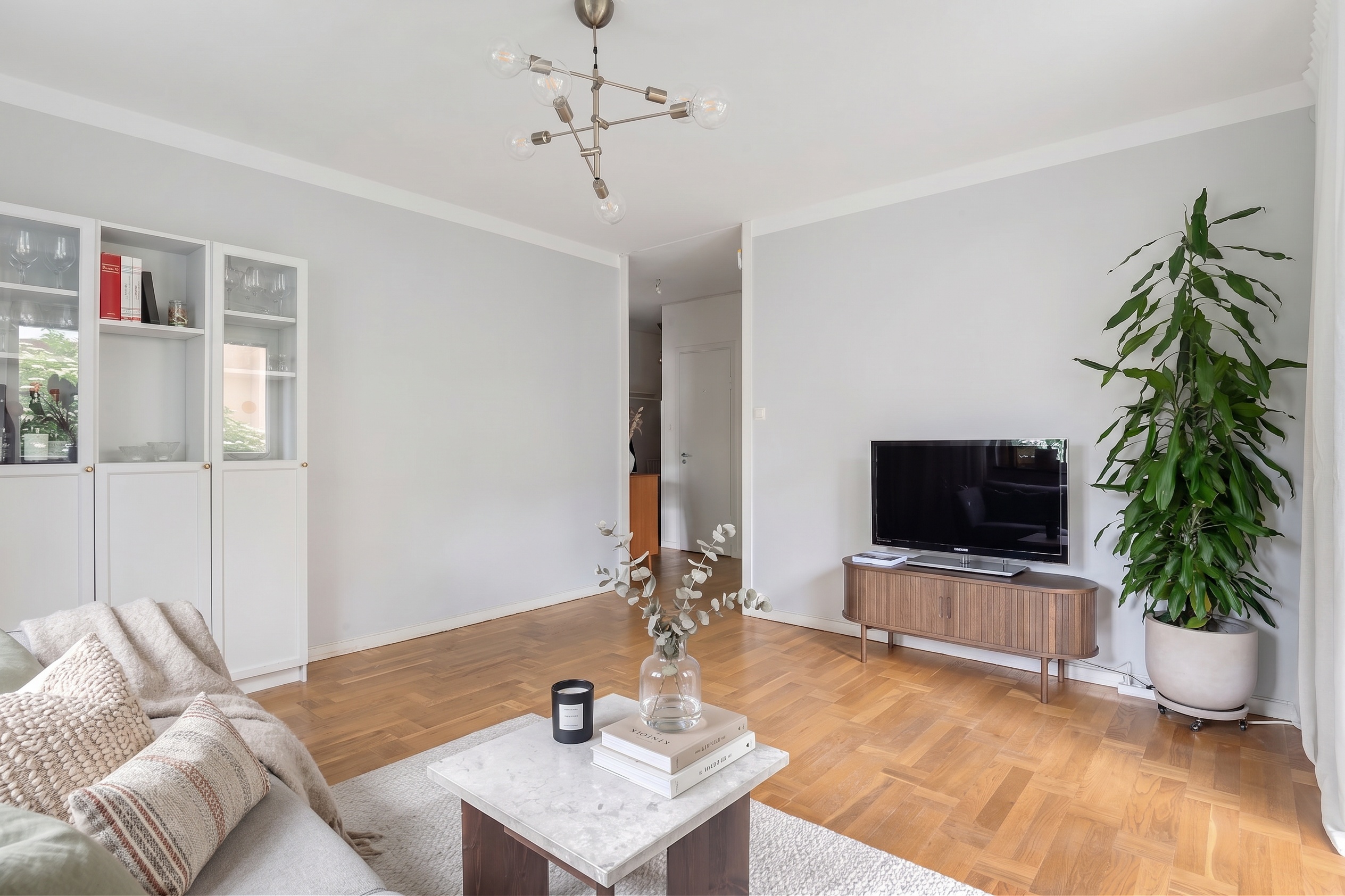 Bostadsbild från Fågelsången 2A, Till salu i Centrala Sundbyberg, Sundbyberg
