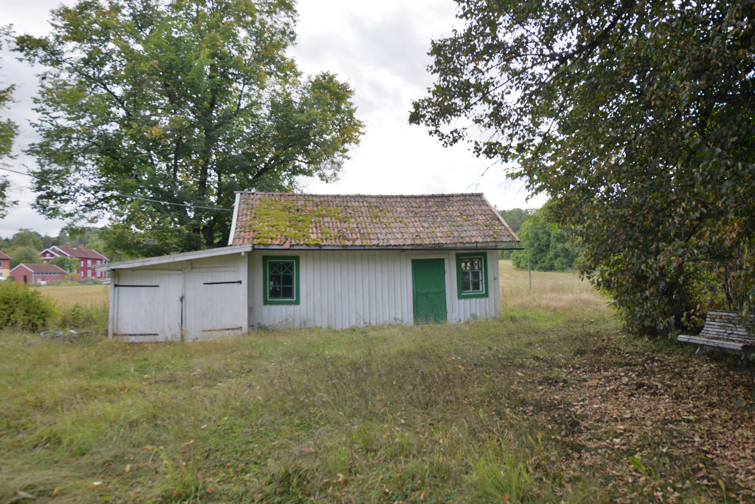 Extra hus och garage