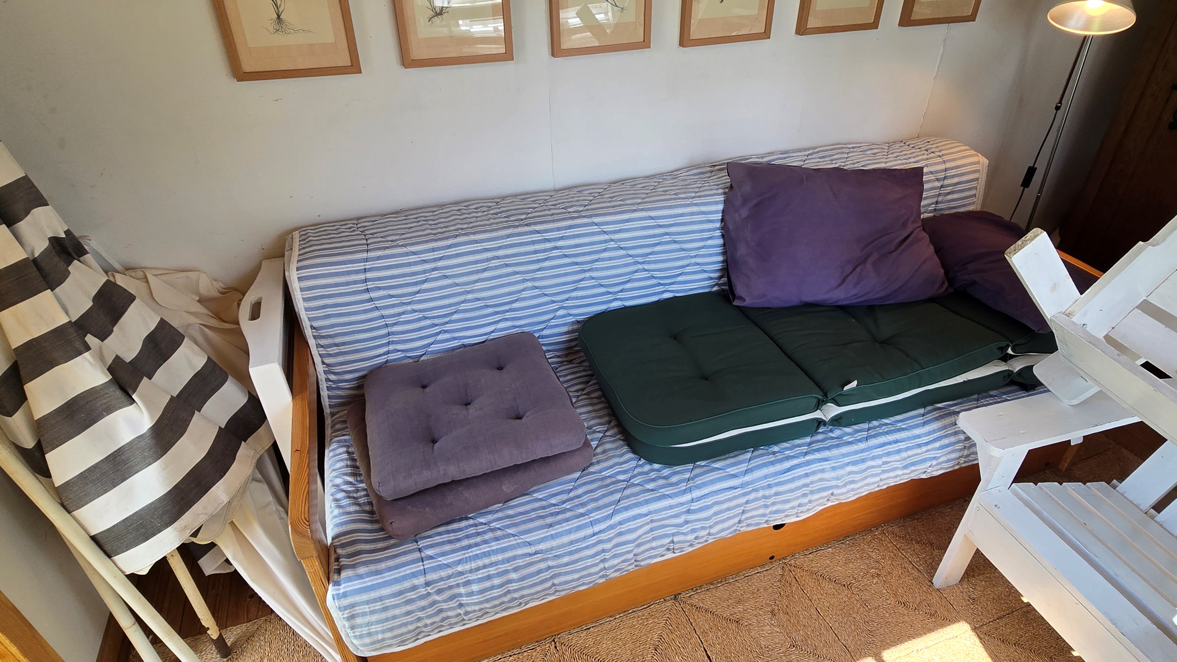 064 gaststuga-badsoffa