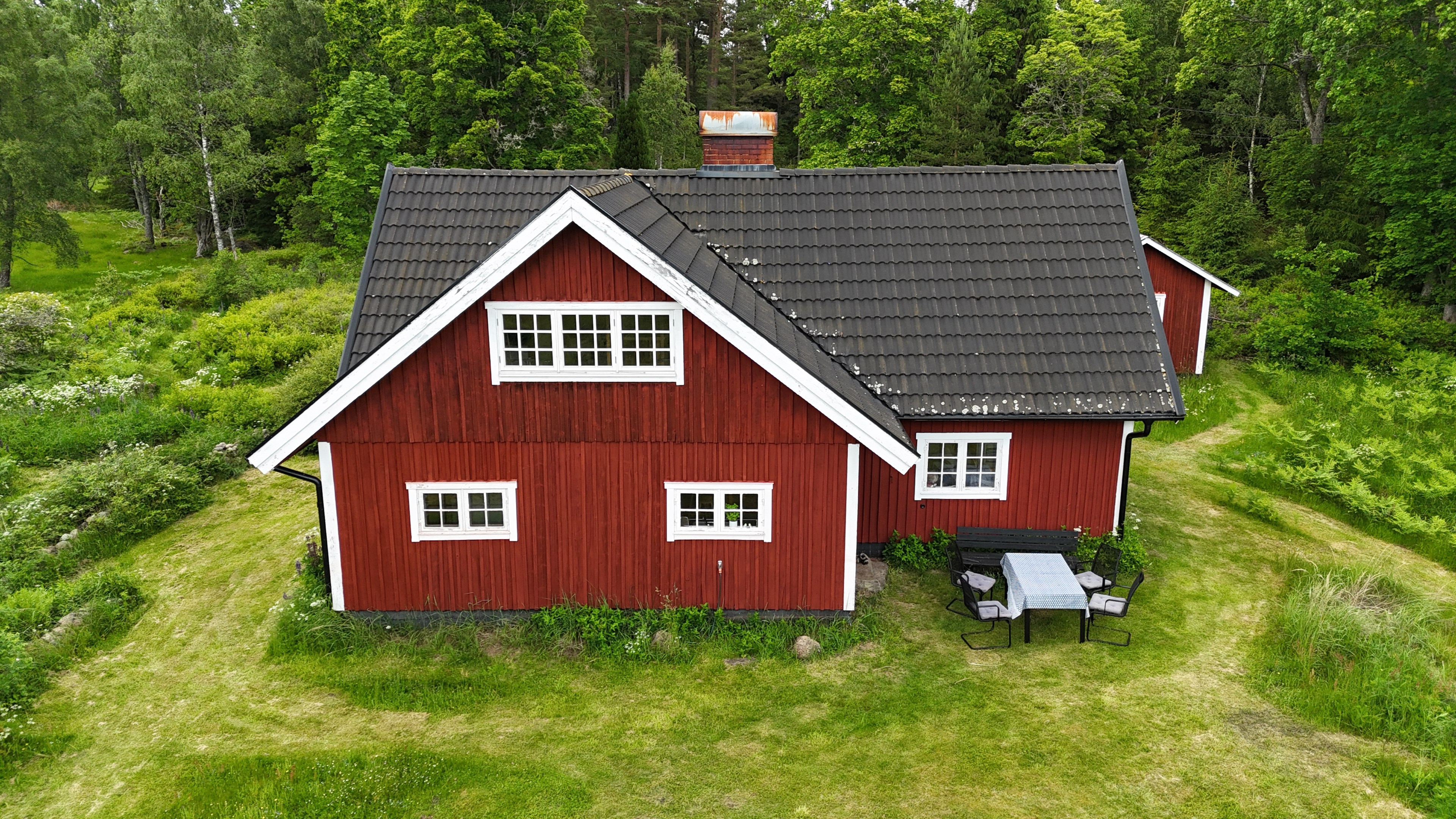 017 dronare-hus-baksida