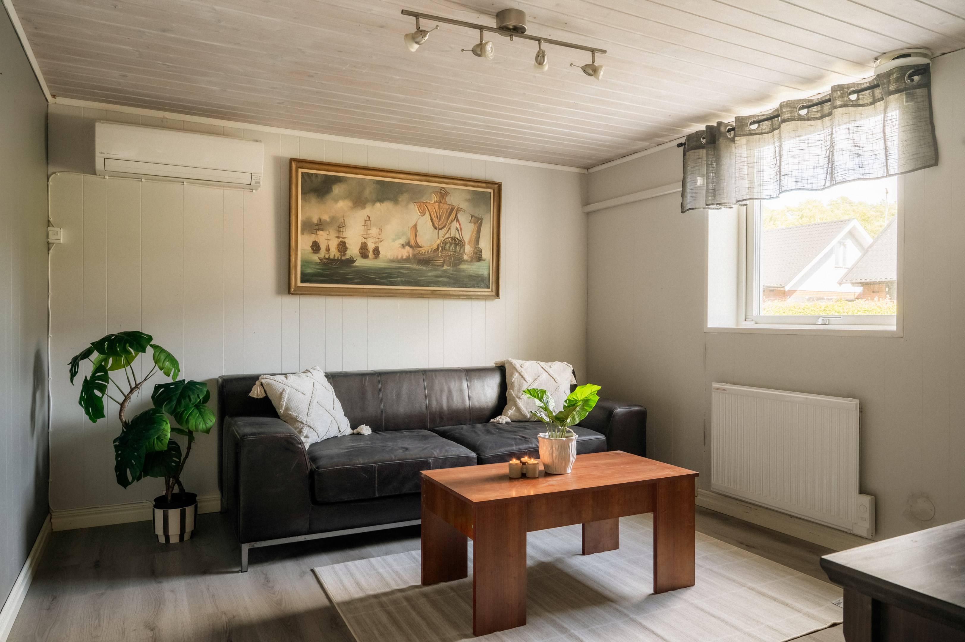 Bostadsbild från Kastanjevägen 3, Till salu i Djurö, Värmdö