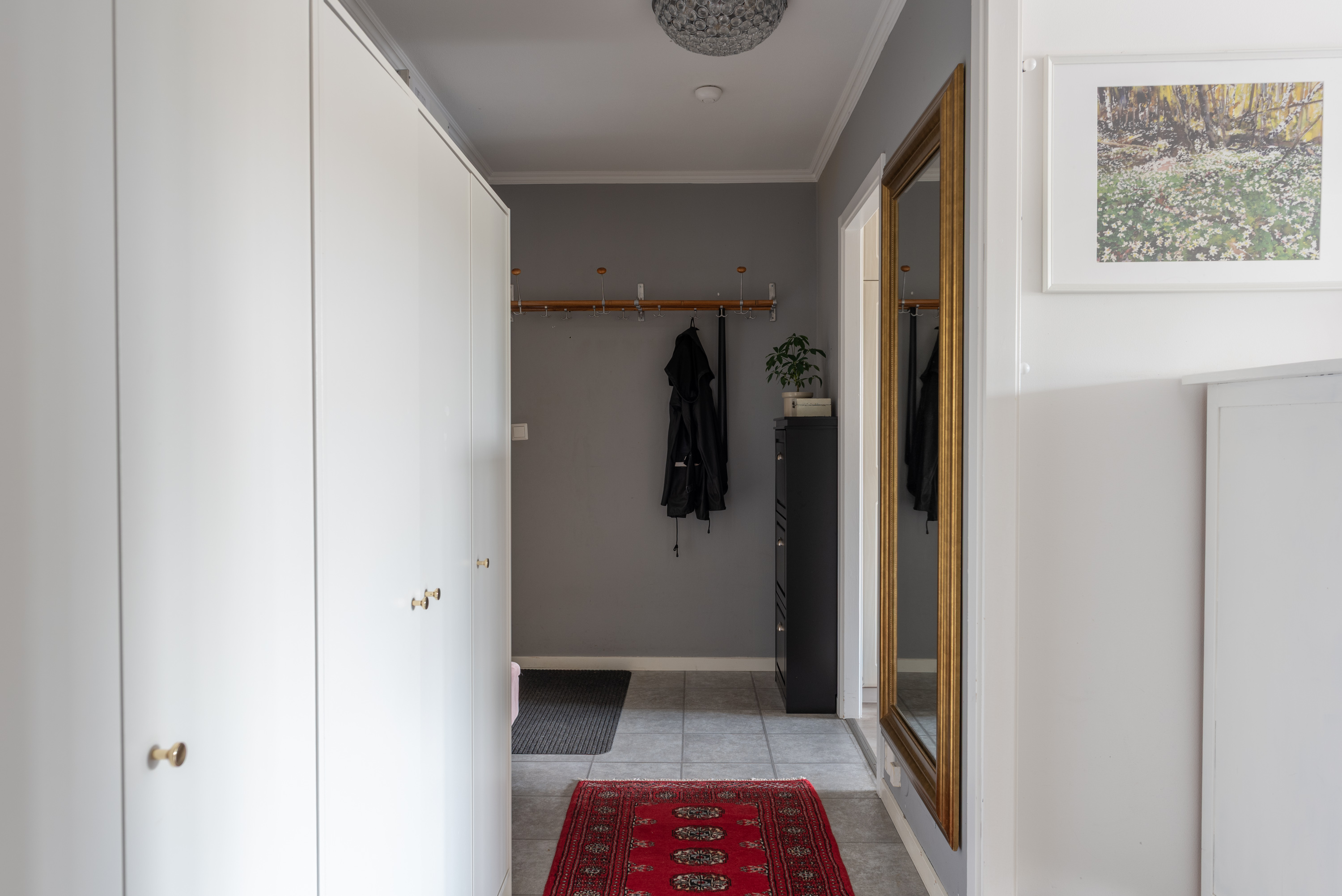 Bostadsbild från Lövhagsgatan 57, Till salu i Råby, Västerås
