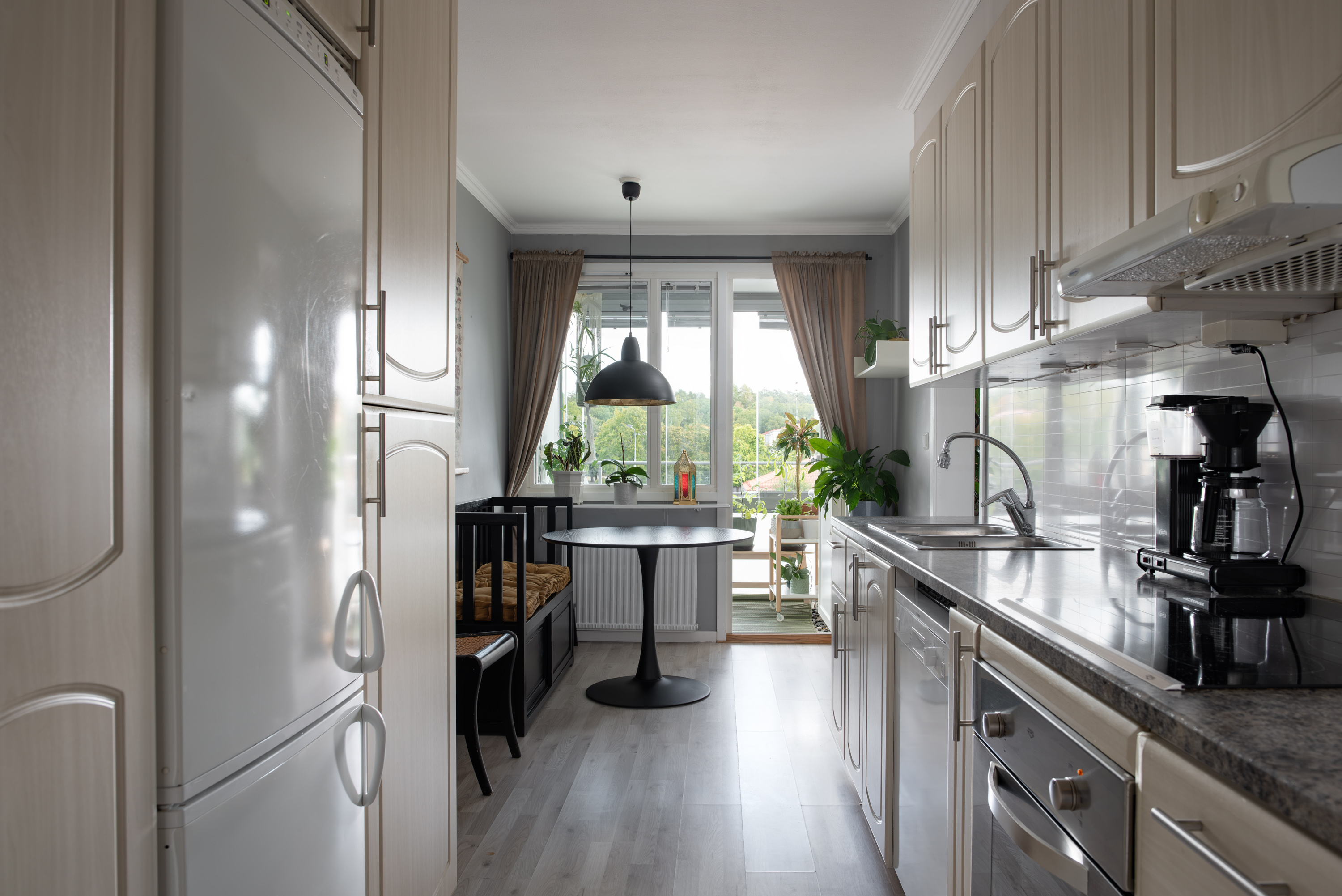 Bostadsbild från Lövhagsgatan 57, Till salu i Råby, Västerås
