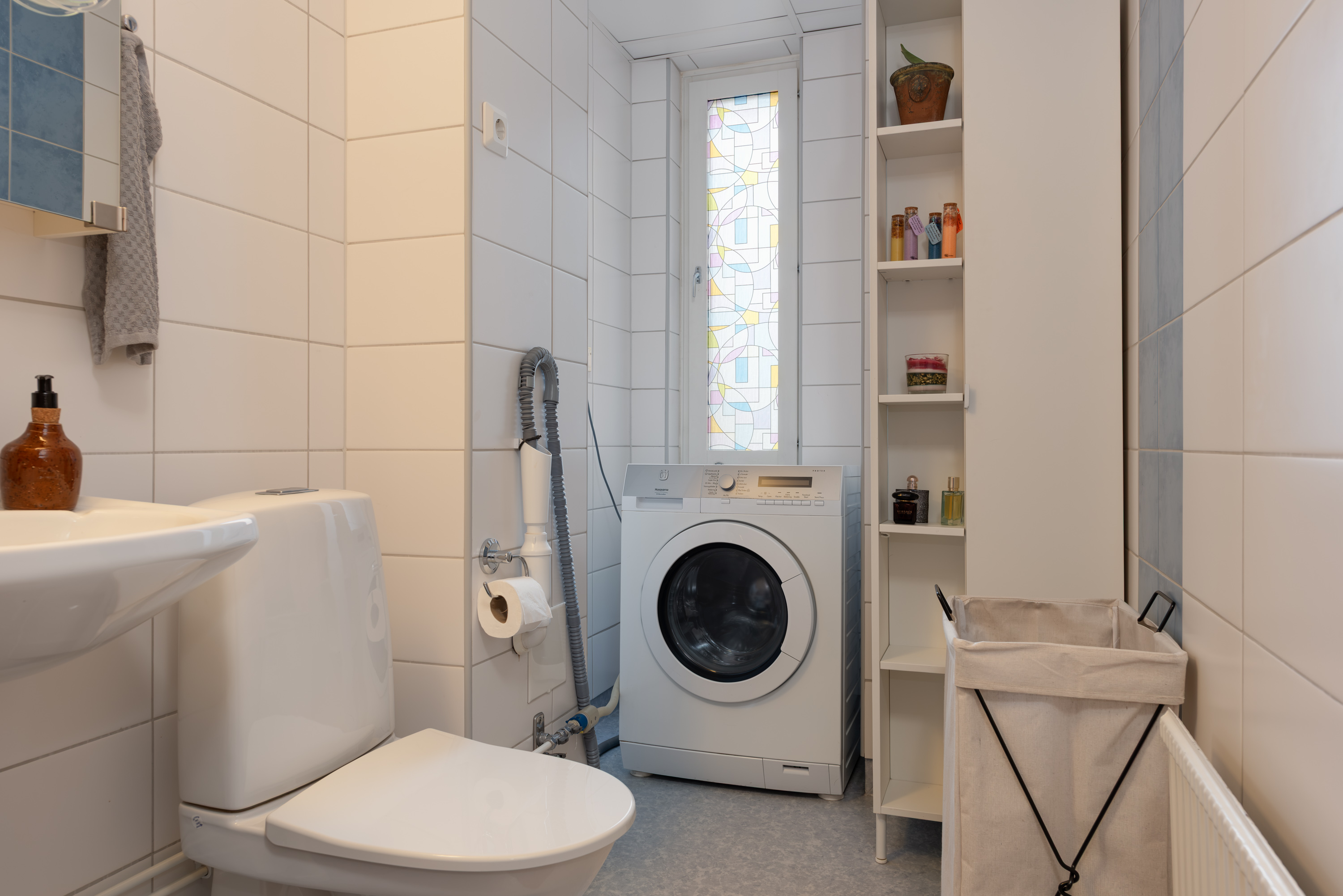 Bostadsbild från Lövhagsgatan 57, Till salu i Råby, Västerås