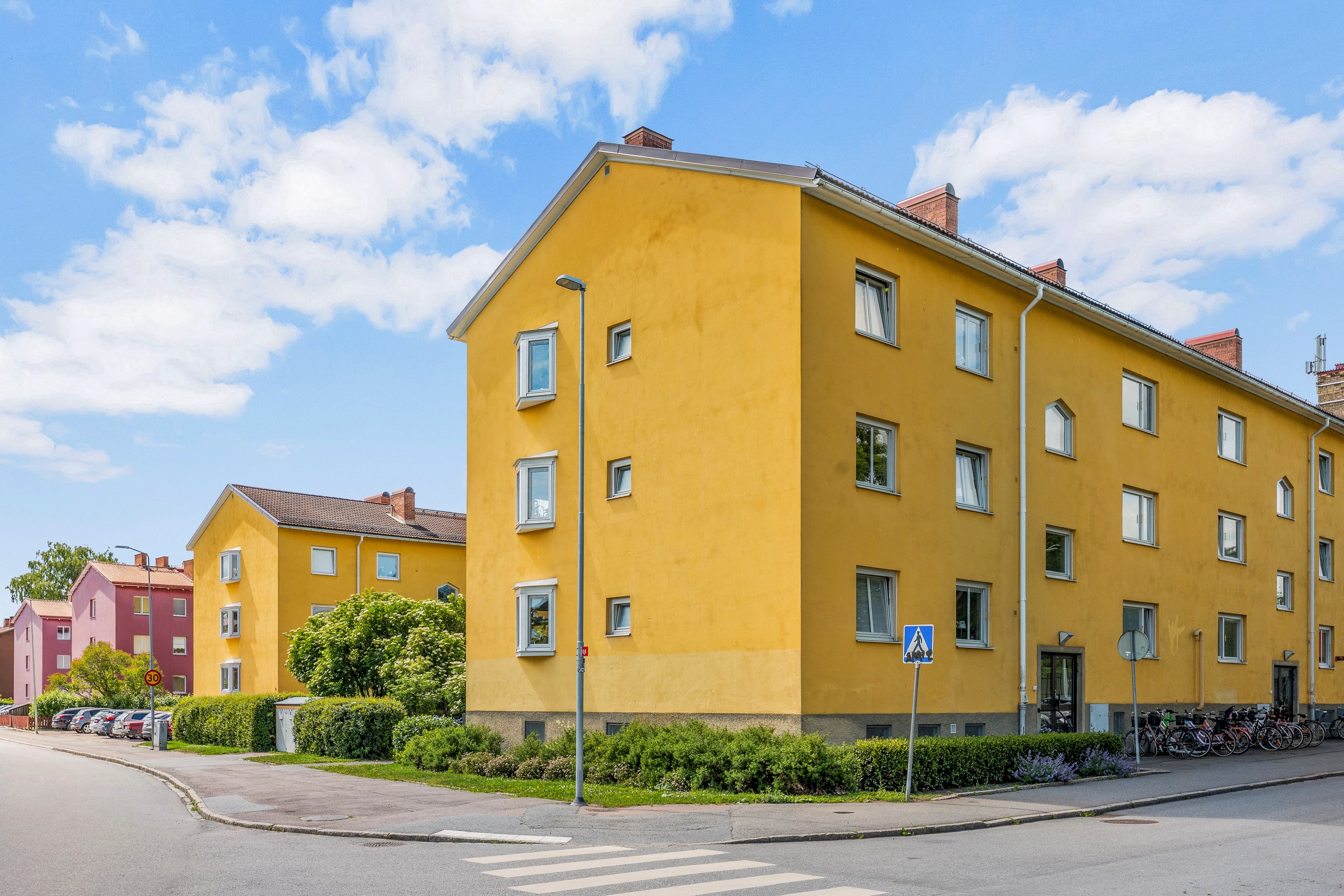Bostadsbild från Styrbjörnsgatan 14A, Till salu i Svartbäcken, Uppsala