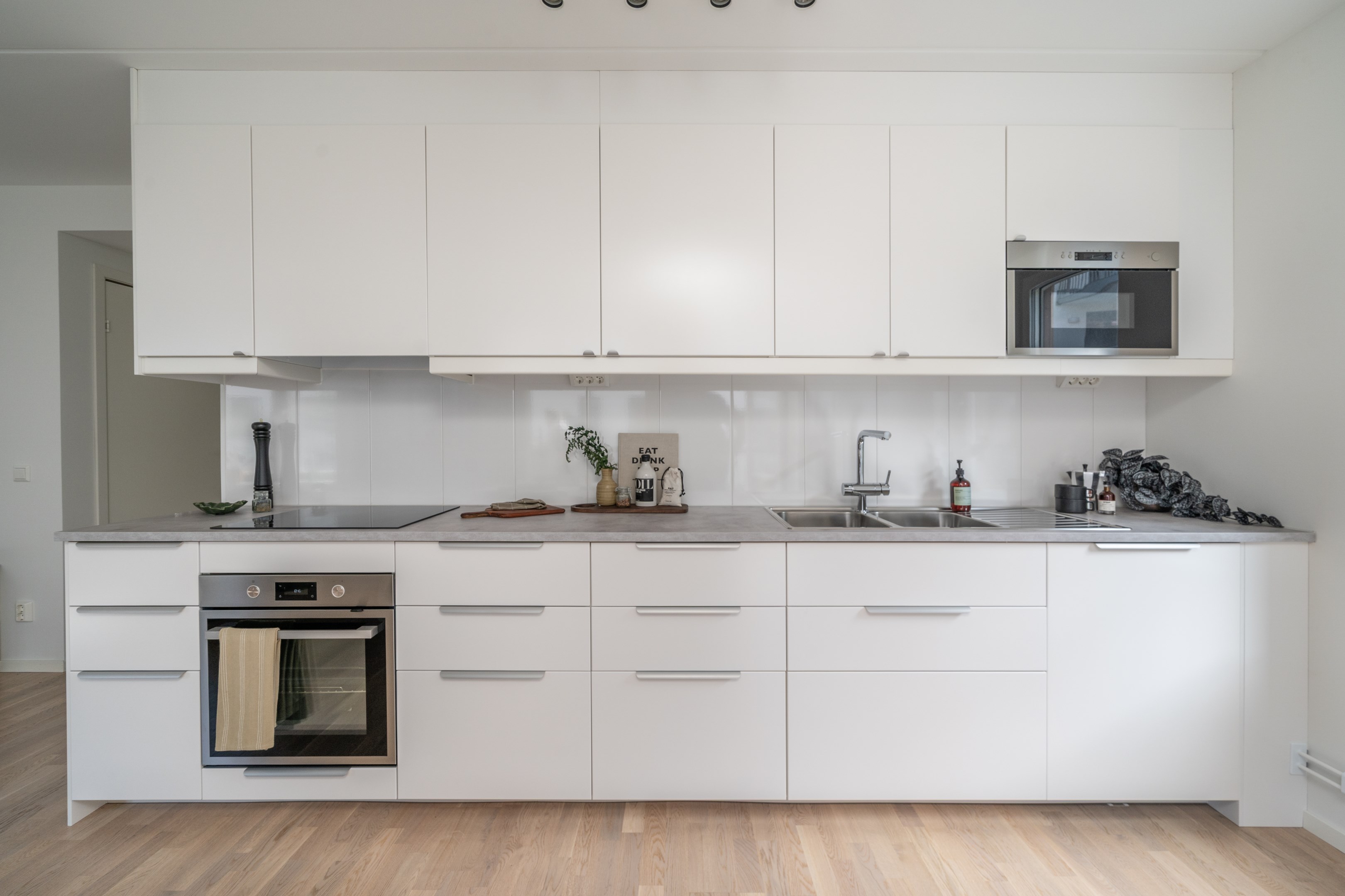Bostadsbild från Väsjöpromenaden 17, Till salu i Väsjön, Sollentuna
