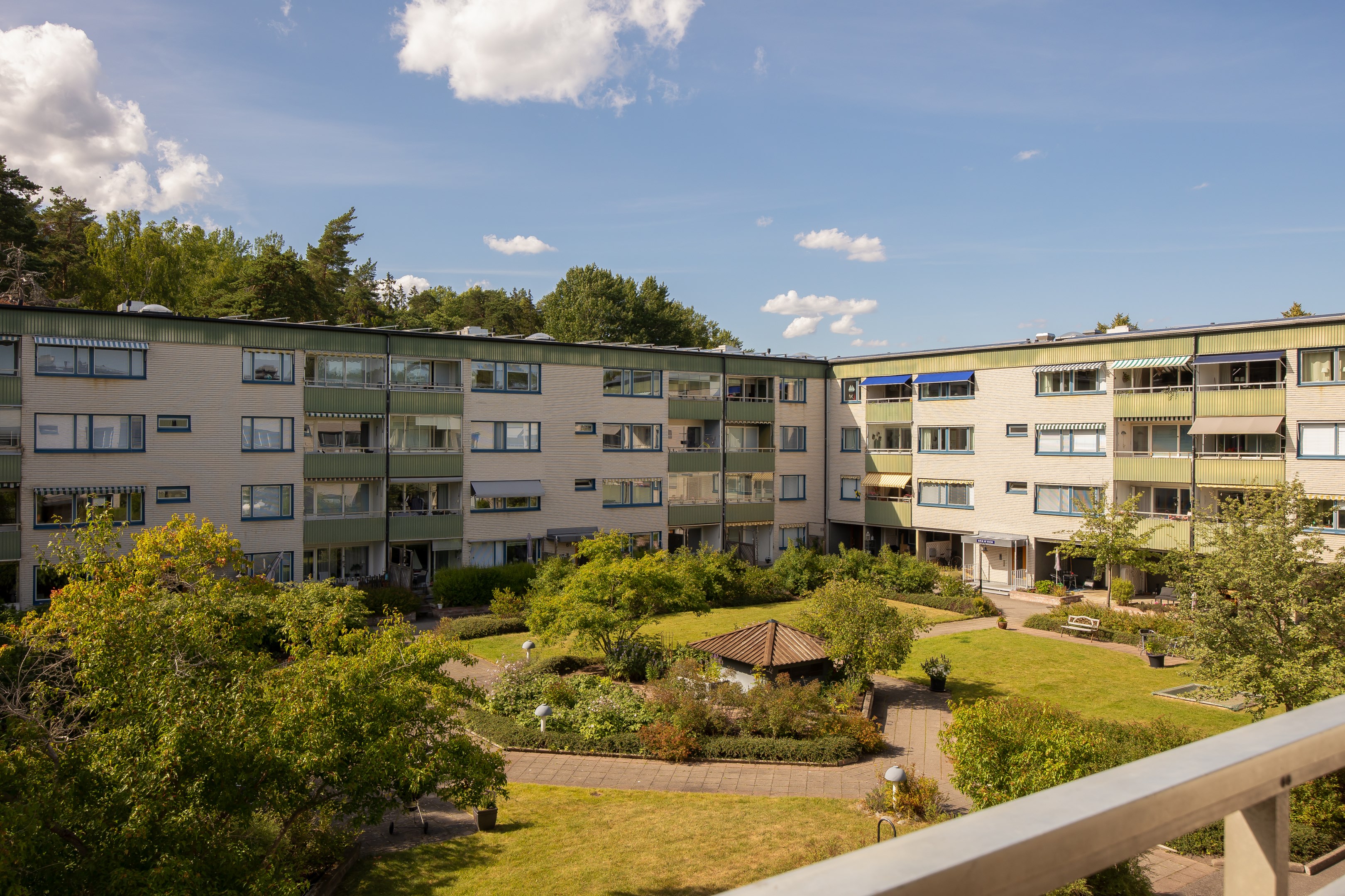 Bostadsbild från Vinterbrinksvägen 49, 2tr, Såld i Igelbodaplatån - Saltsjöbaden, Nacka