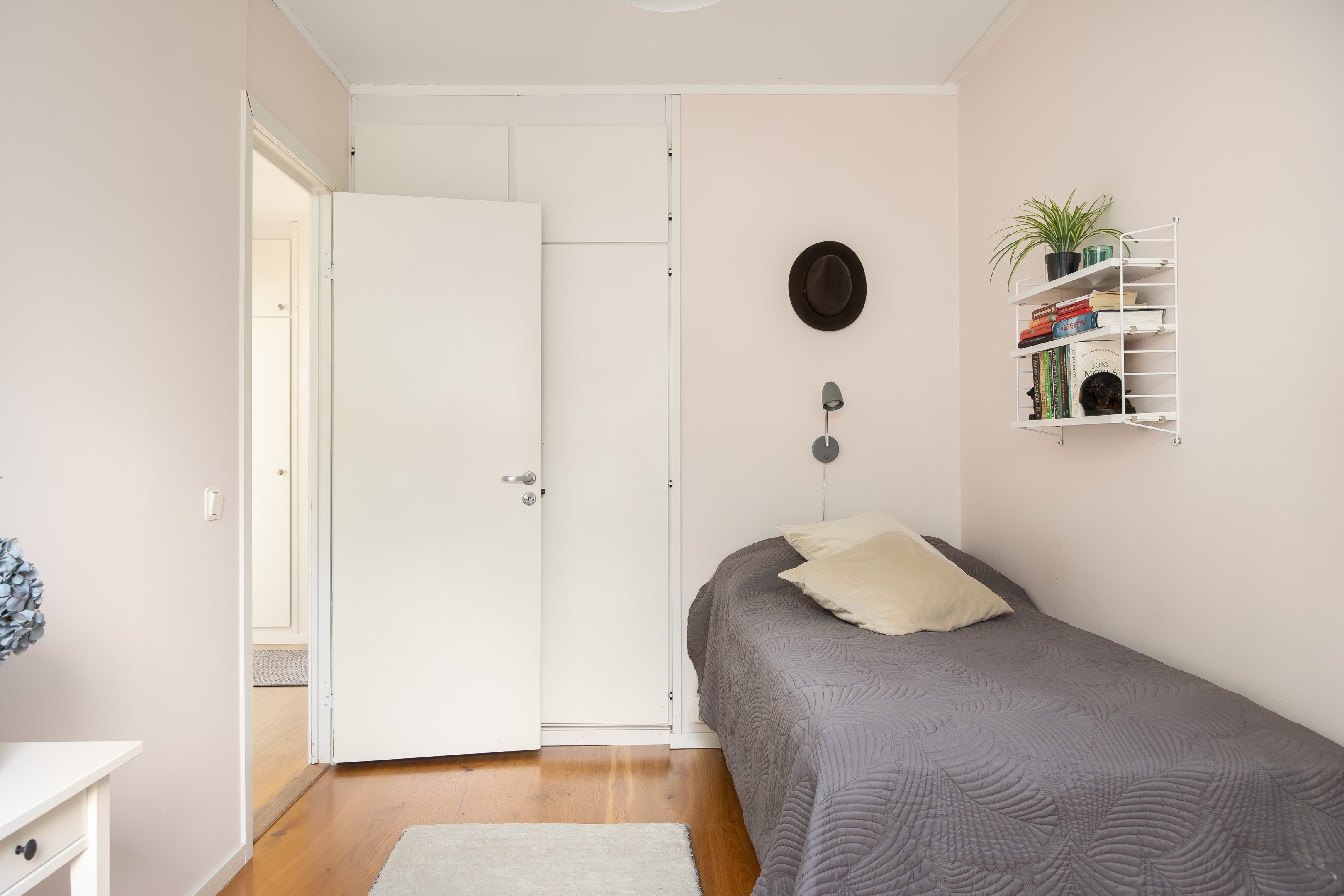 Bostadsbild från Vinterbrinksvägen 49, 2tr, Såld i Igelbodaplatån - Saltsjöbaden, Nacka
