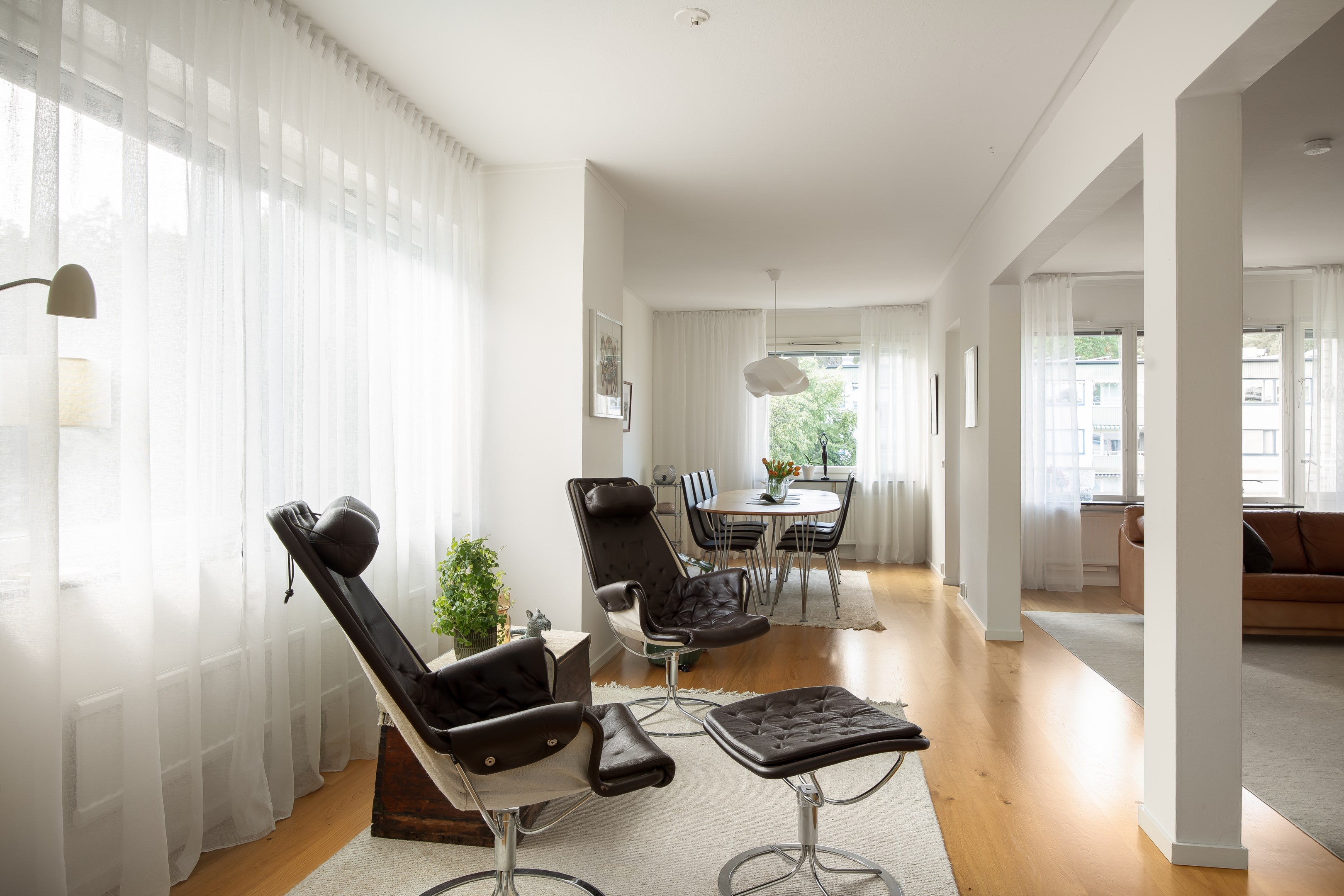 Bostadsbild från Vinterbrinksvägen 49, 2tr, Såld i Igelbodaplatån - Saltsjöbaden, Nacka