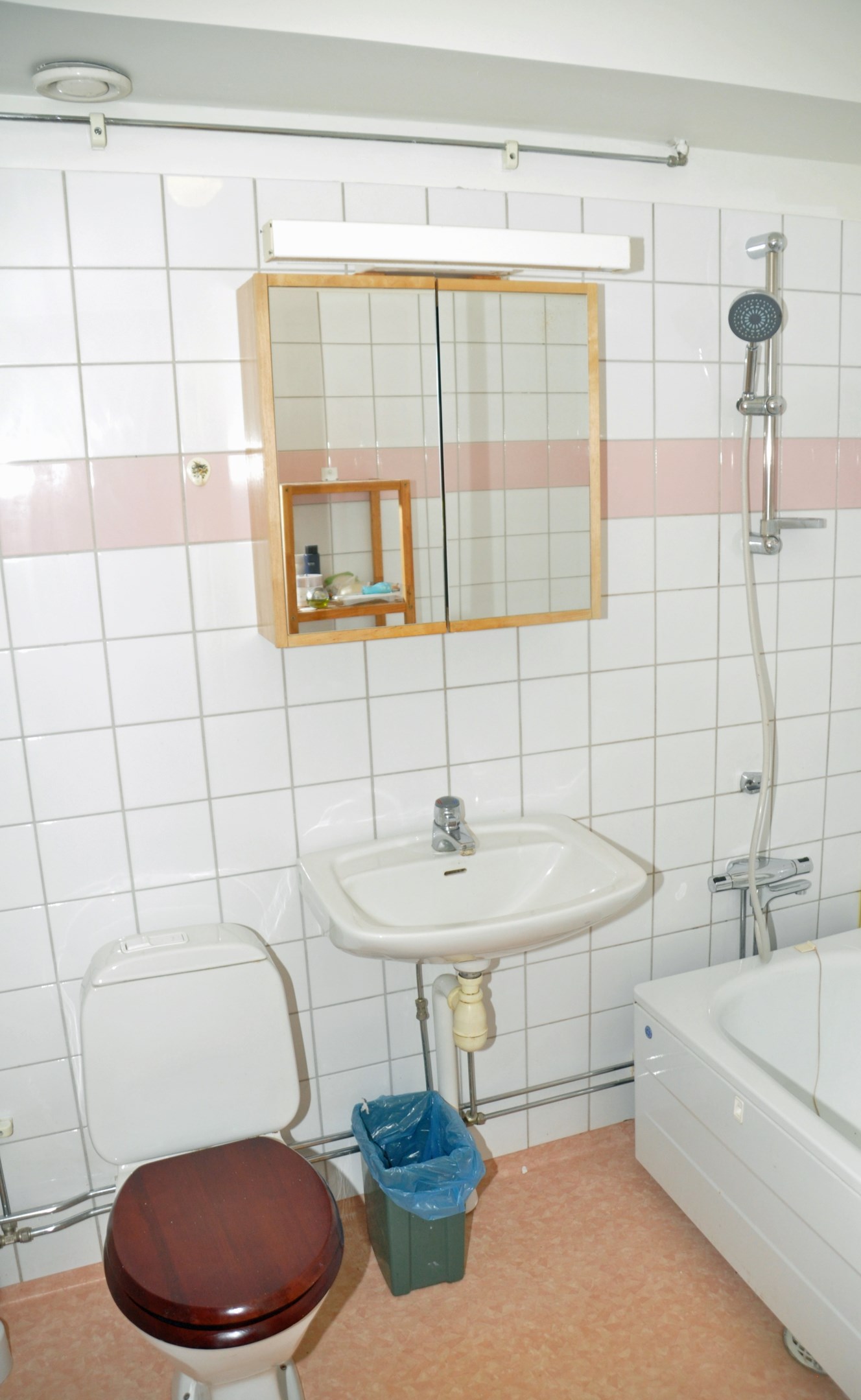 Badrum i sutterängplan