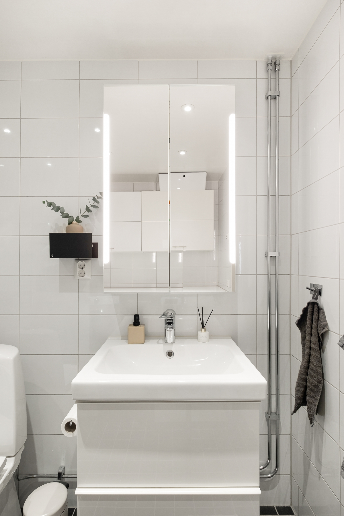 Bostadsbild från Dammtorps allé 17, Såld i Järvastaden, Solna