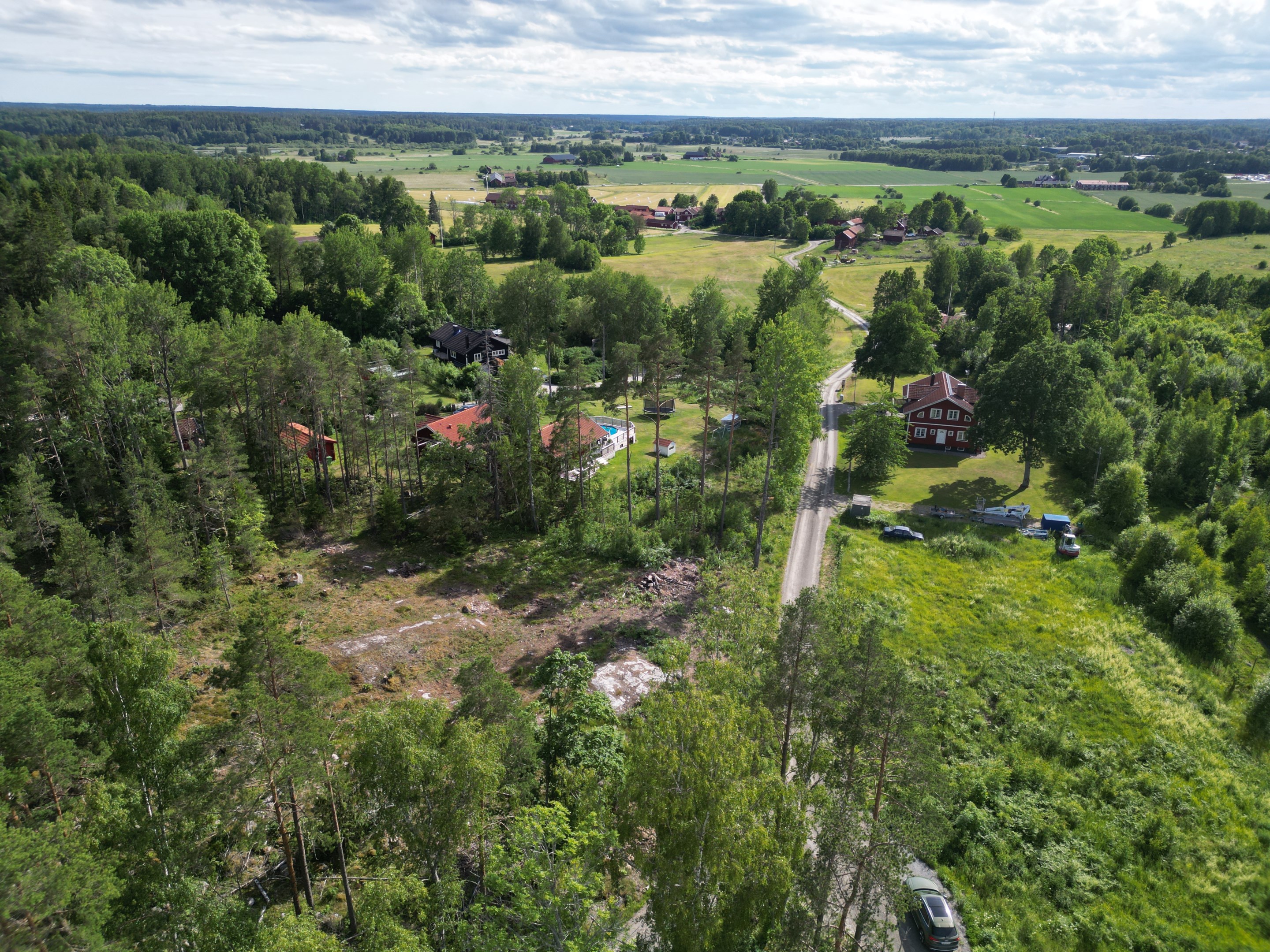Tomten. Rimbo söderut.