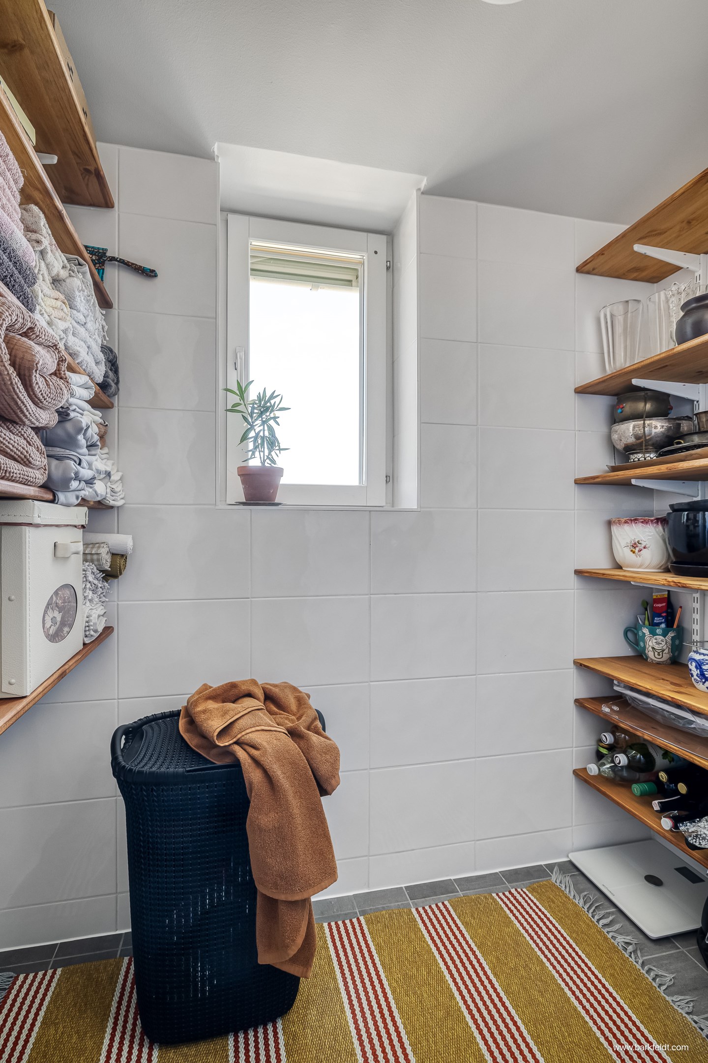 Bostadsbild från Rosendalsvägen 22, Såld i Rosendal, Uppsala