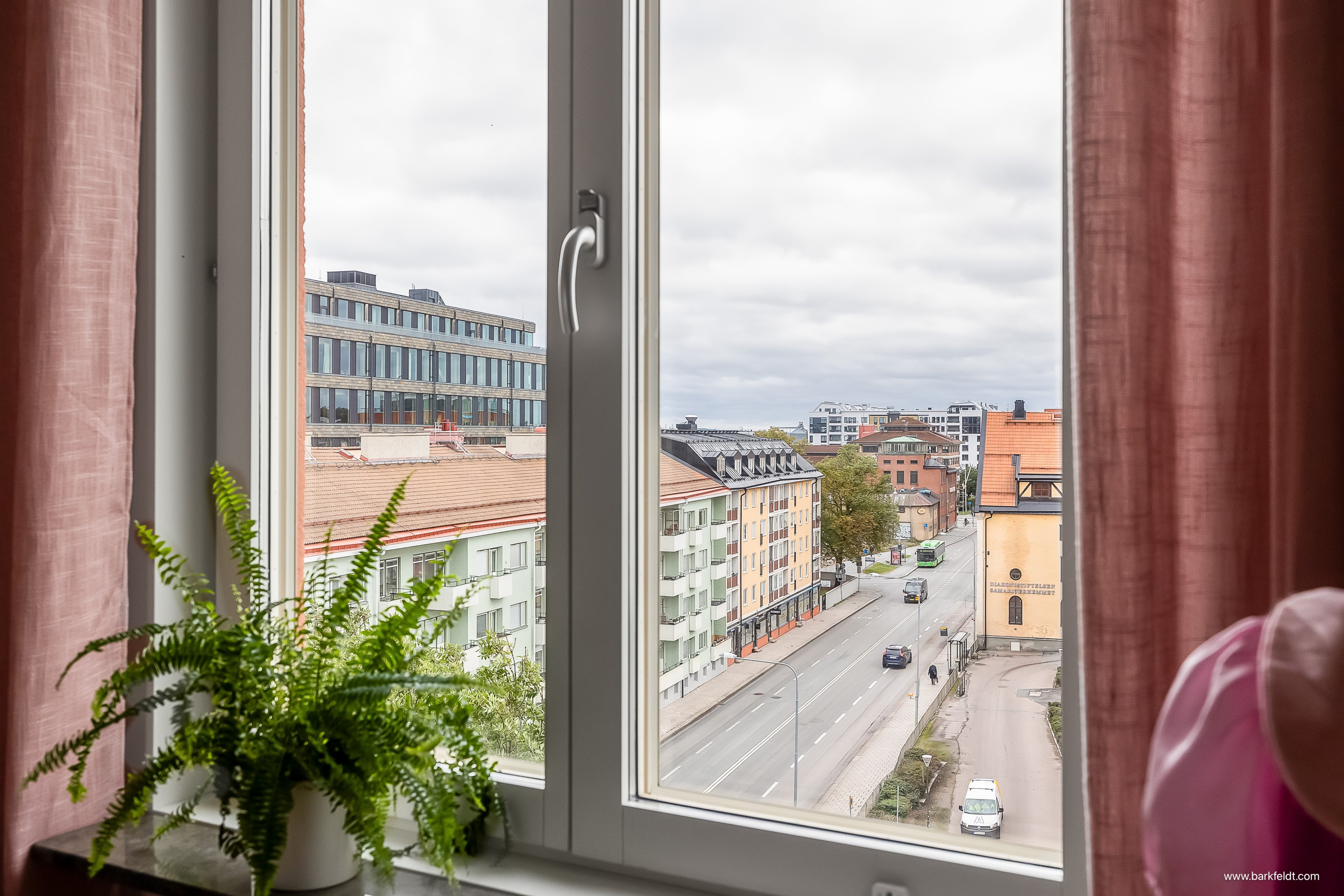 Bostadsbild från Kungsgatan 71, Till salu i Centrum, Uppsala