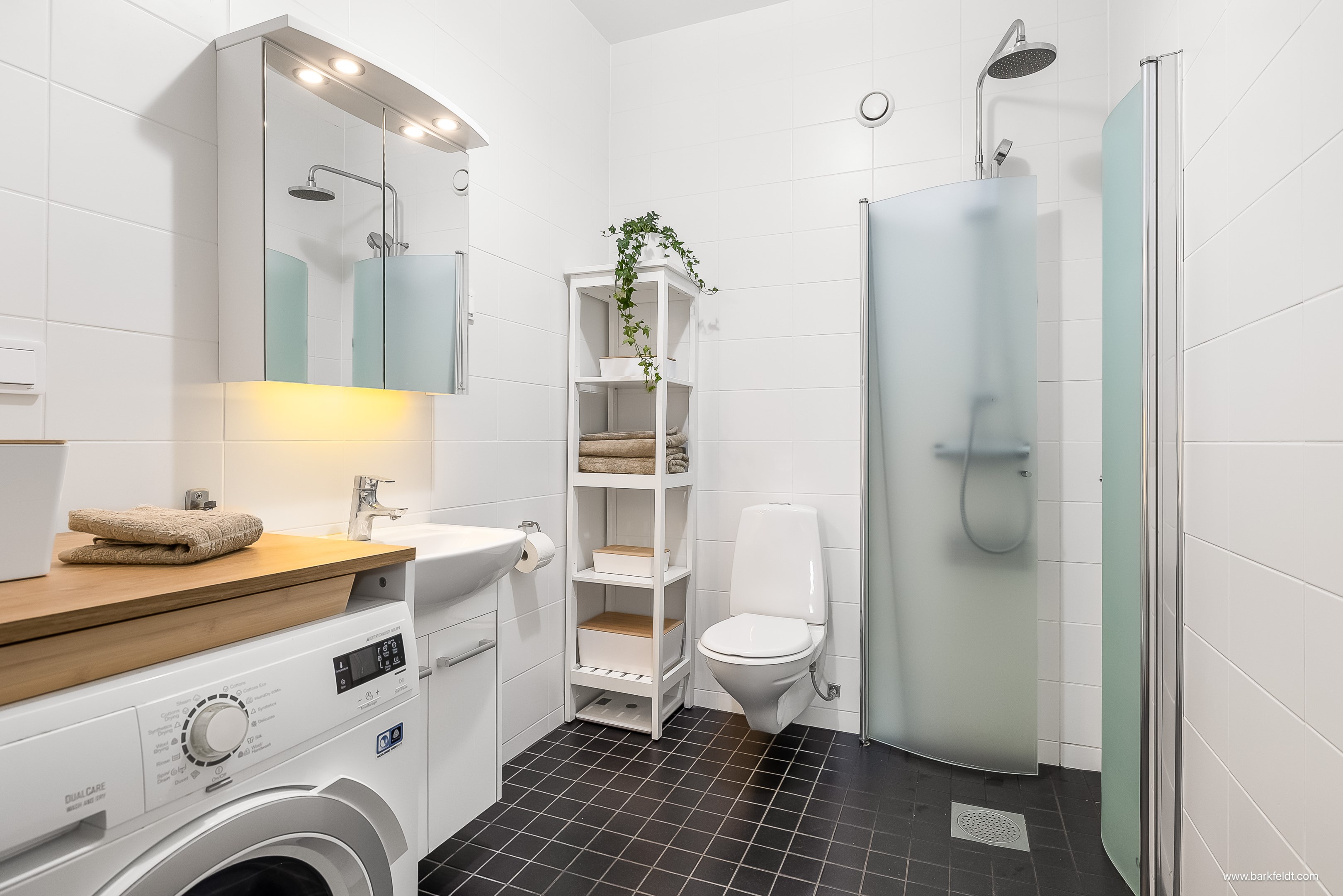 Bostadsbild från Kungsgatan 71, Till salu i Centrum, Uppsala
