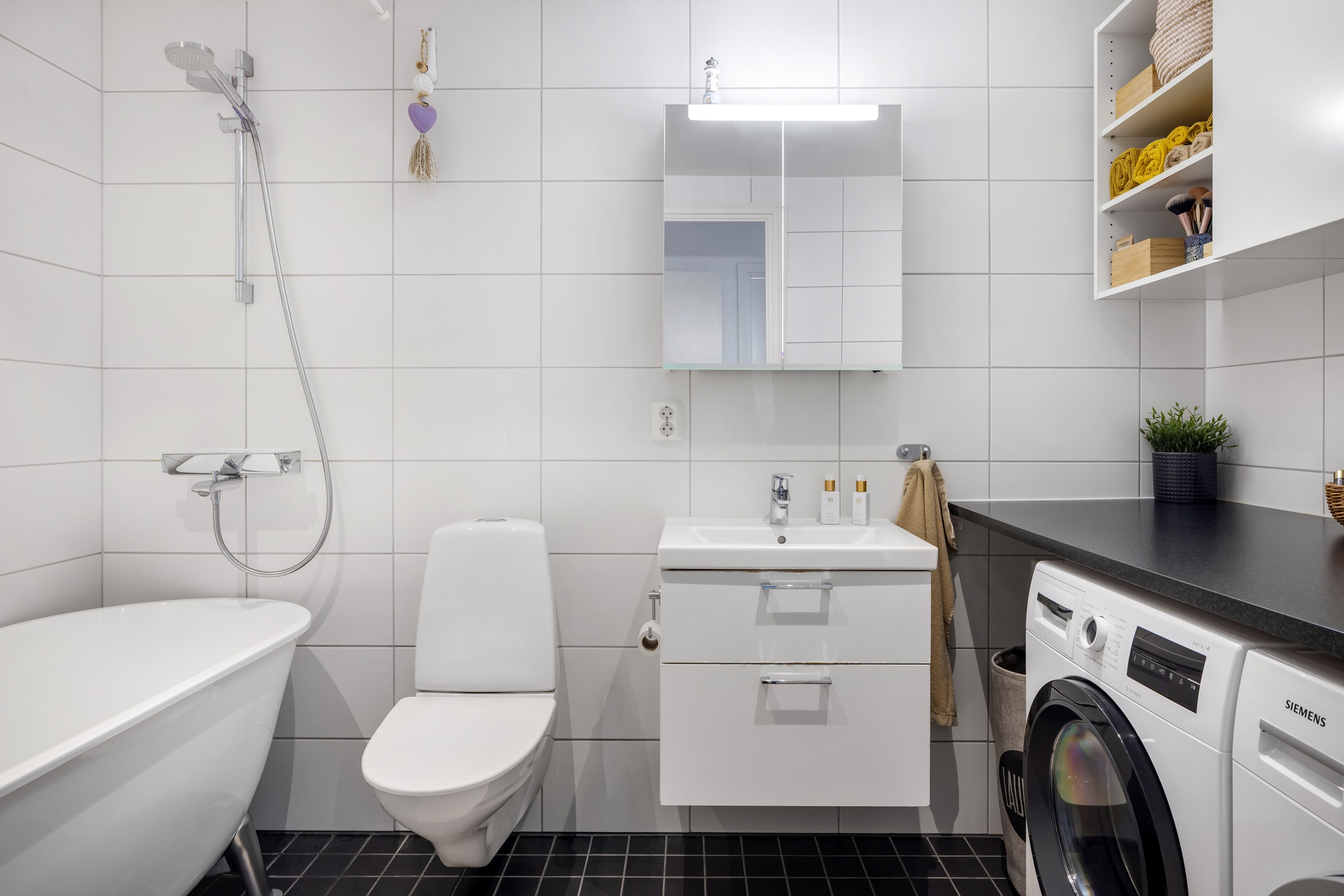 Bostadsbild från Fyrislundsgatan 37B, Såld i Salabacke, Uppsala