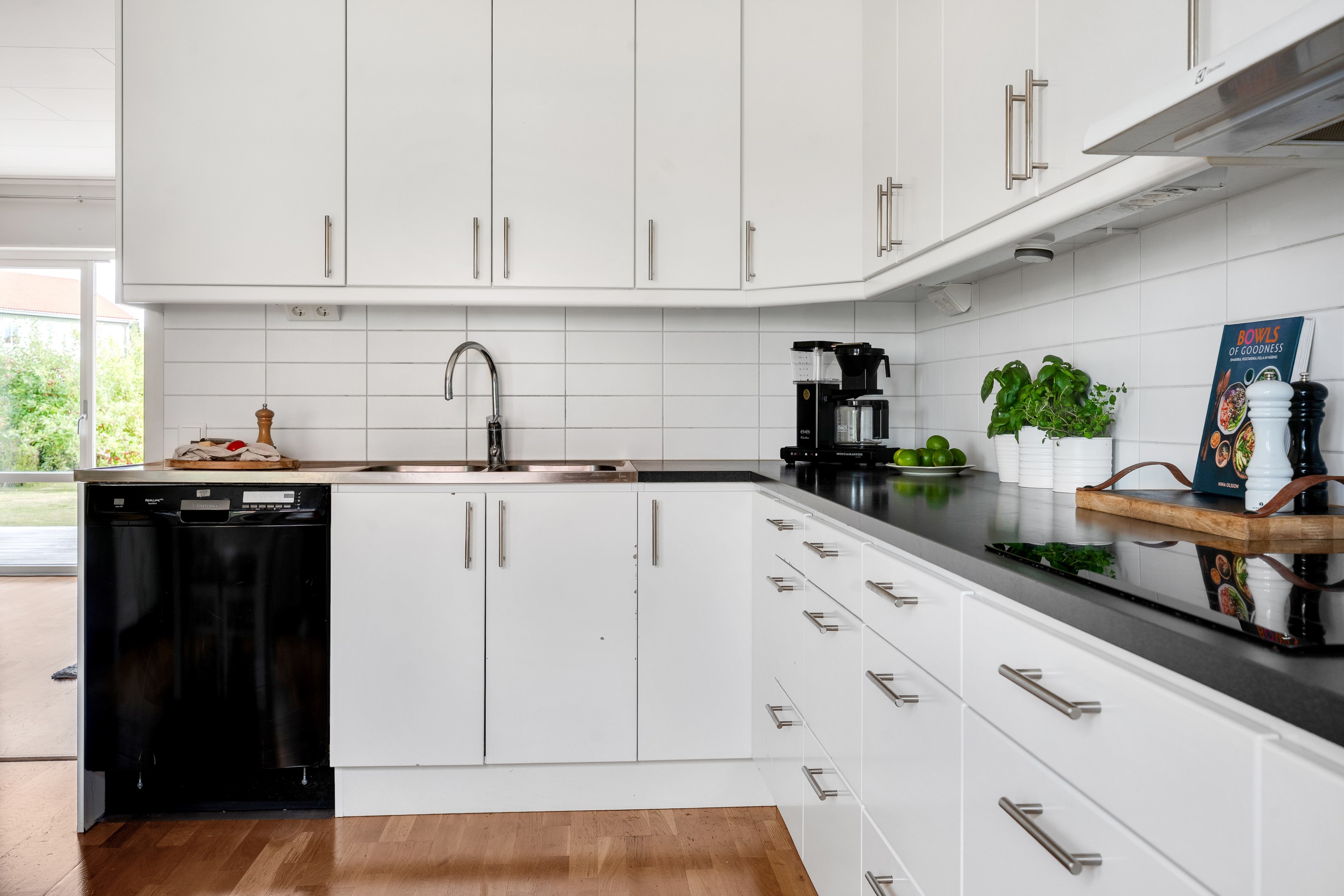 Bostadsbild från Timotejvägen 15, Till salu i Lövstalöt, Uppsala
