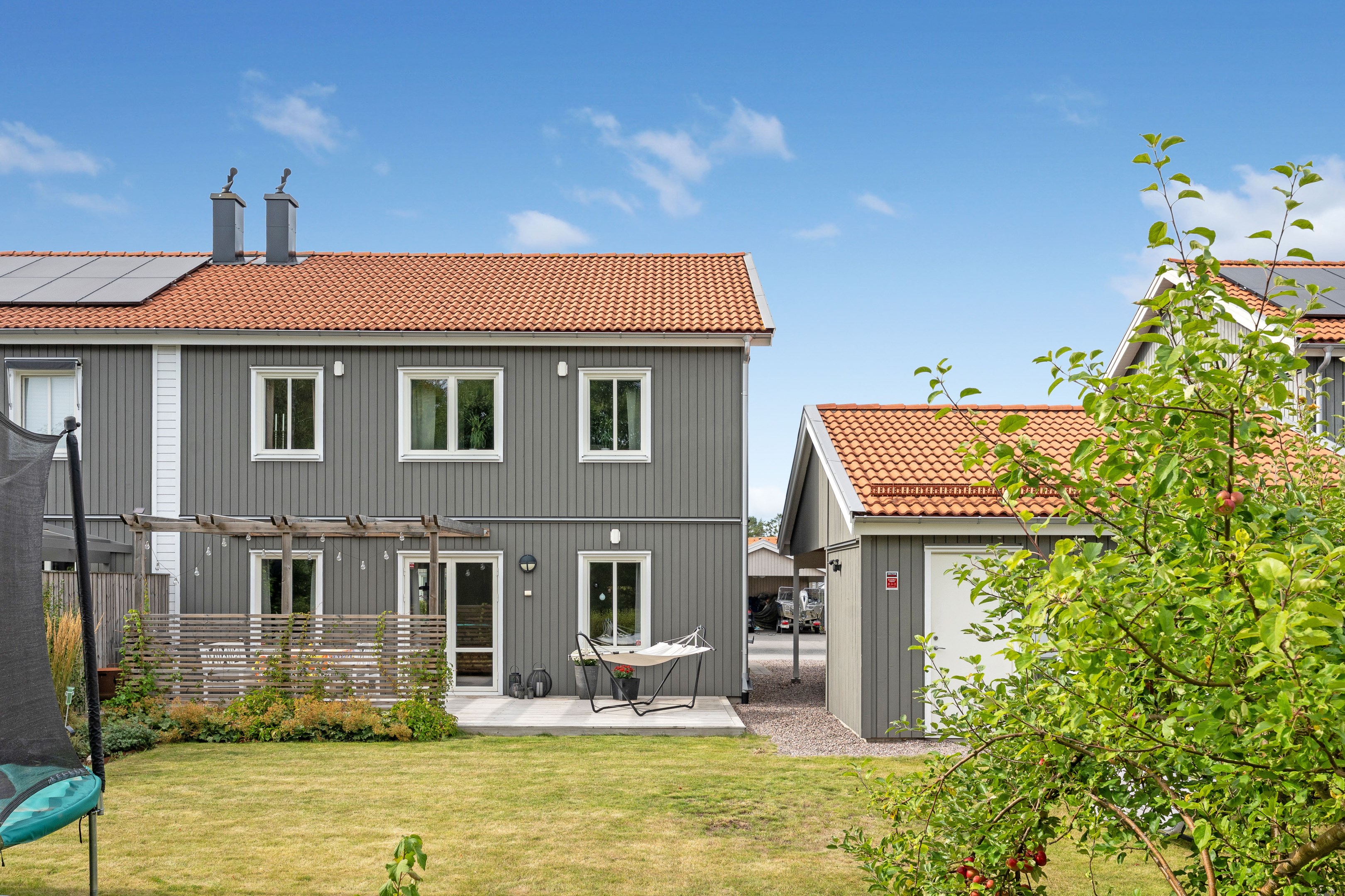 Bostadsbild från Timotejvägen 15, Till salu i Lövstalöt, Uppsala