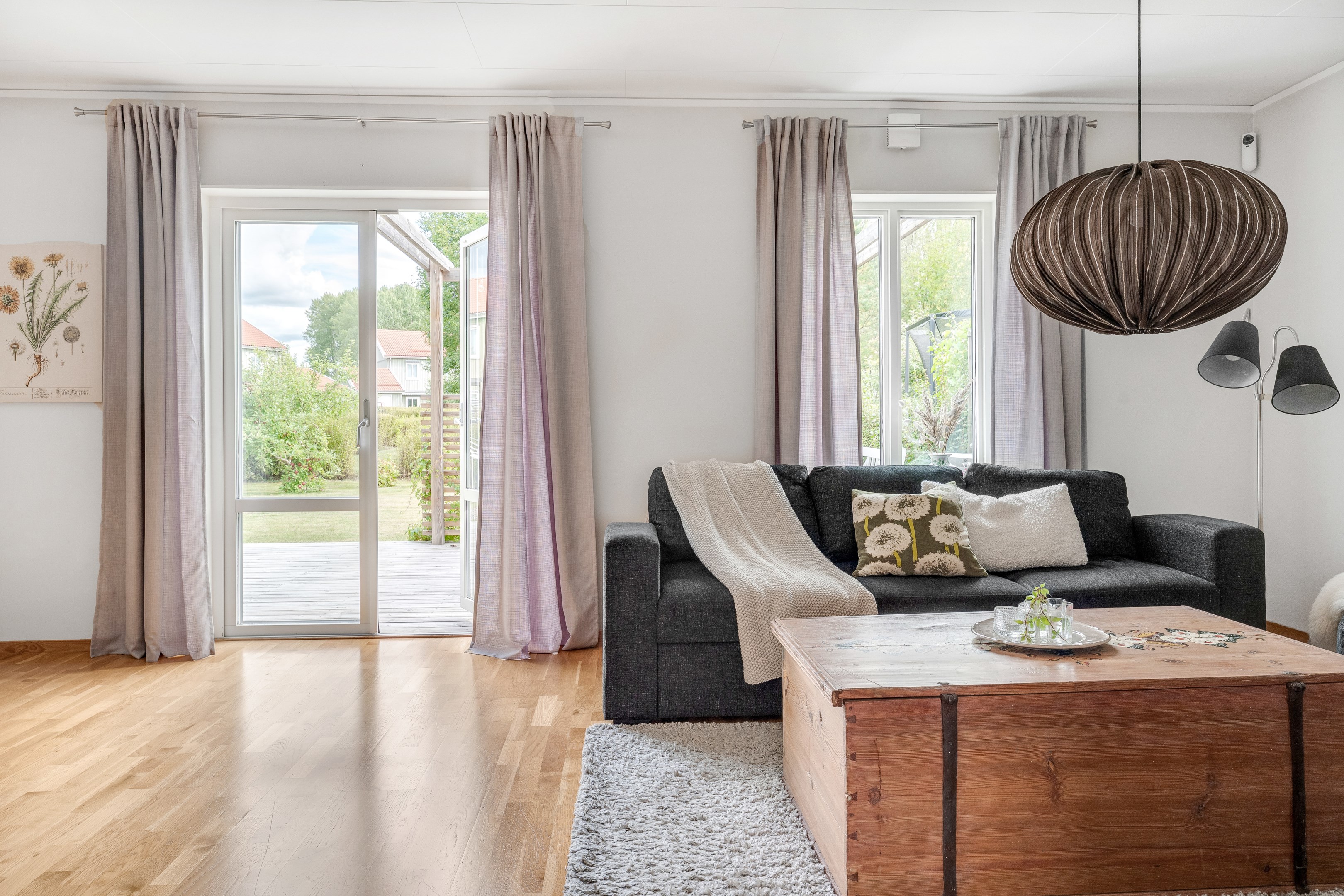 Bostadsbild från Timotejvägen 15, Till salu i Lövstalöt, Uppsala
