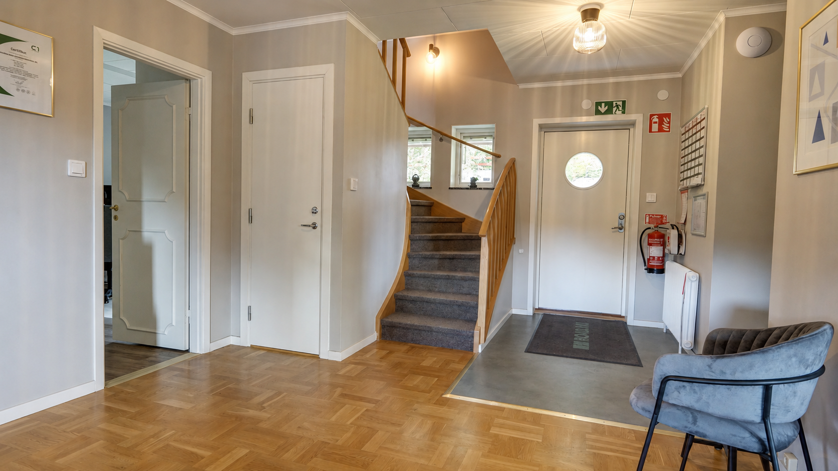 Hall - mellanplan
