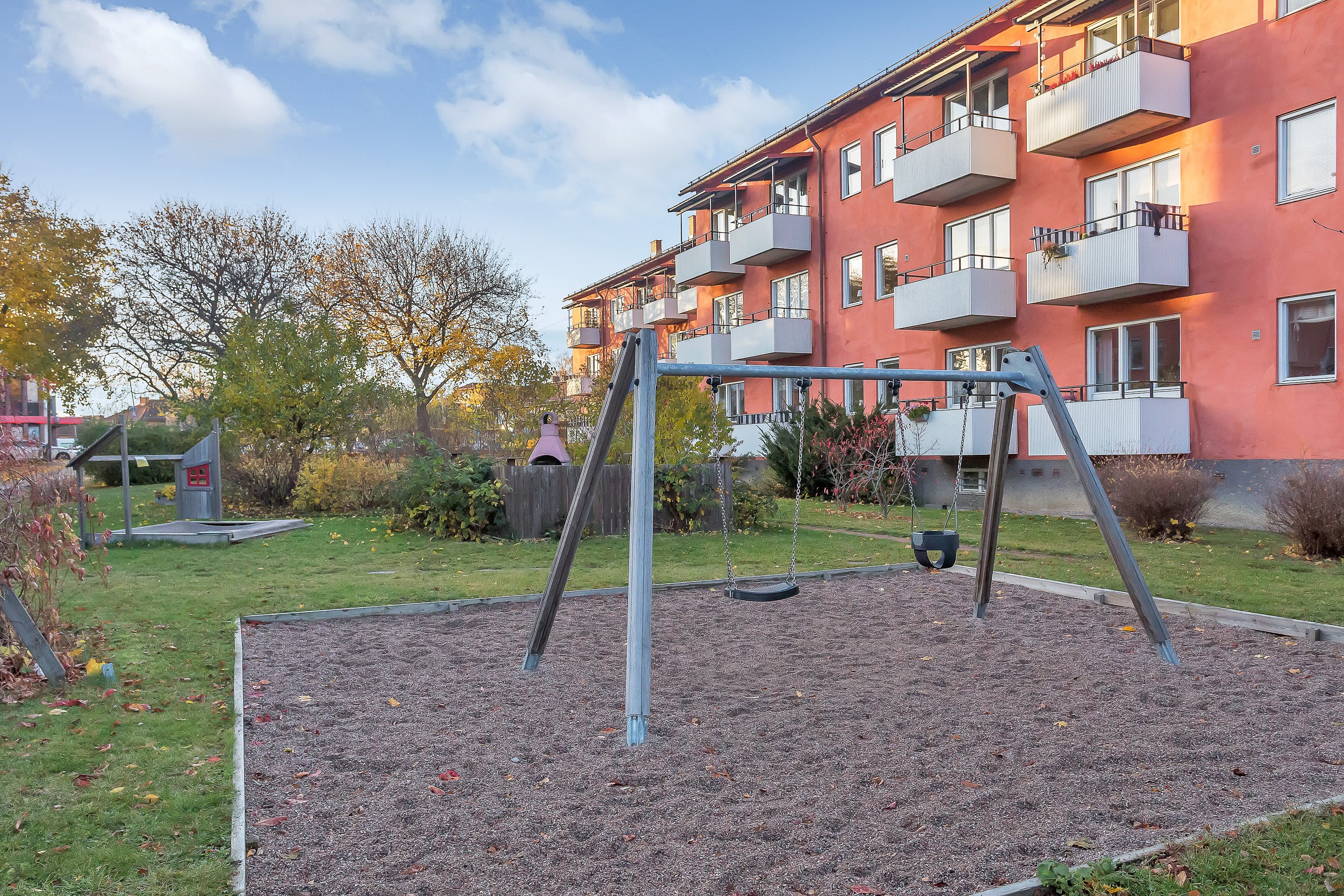 Bostadsbild från Svartbäcksgatan 107C, Såld i Svartbäcken, Uppsala