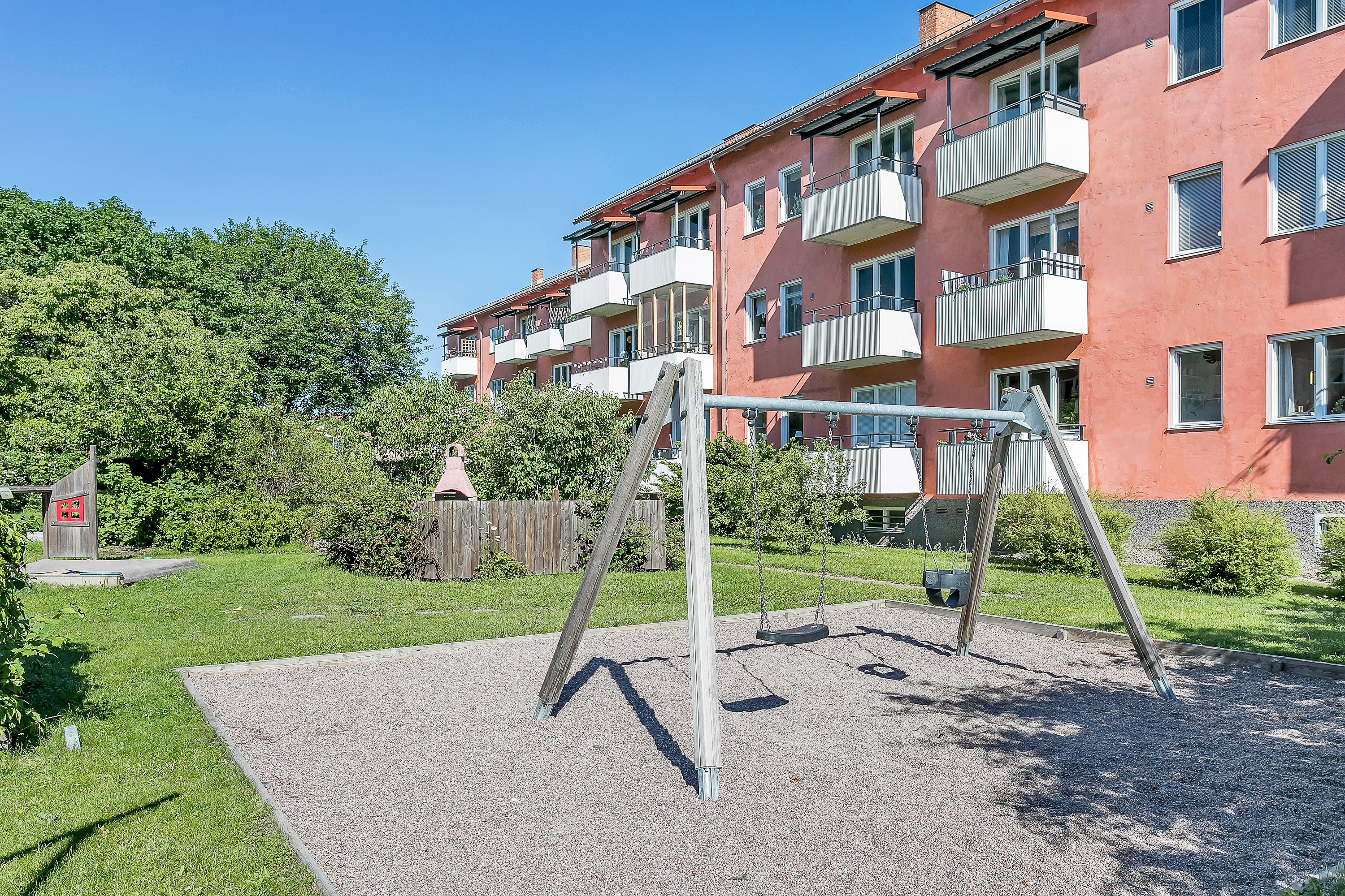 Bostadsbild från Svartbäcksgatan 107C, Såld i Svartbäcken, Uppsala