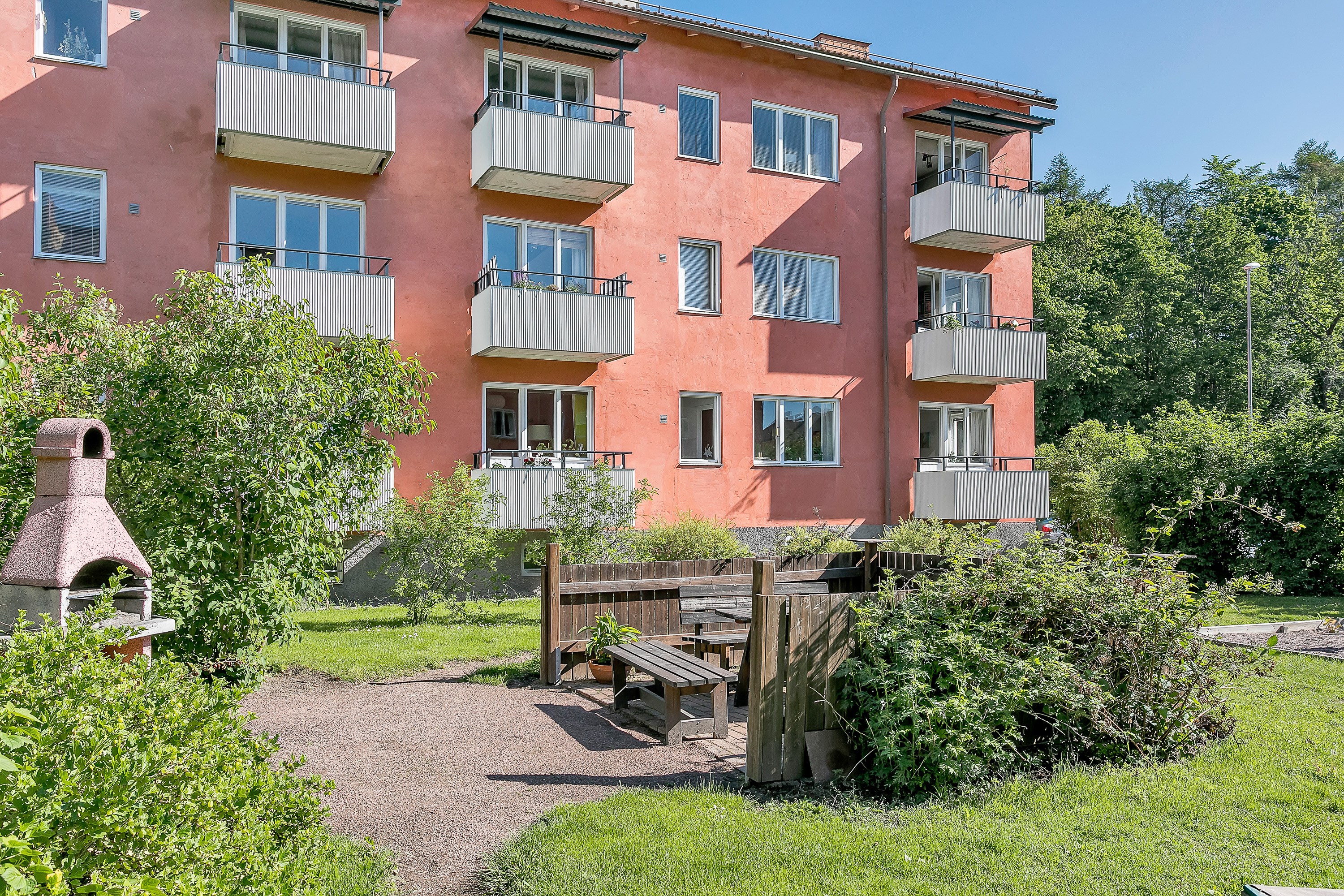 Bostadsbild från Svartbäcksgatan 107C, Såld i Svartbäcken, Uppsala