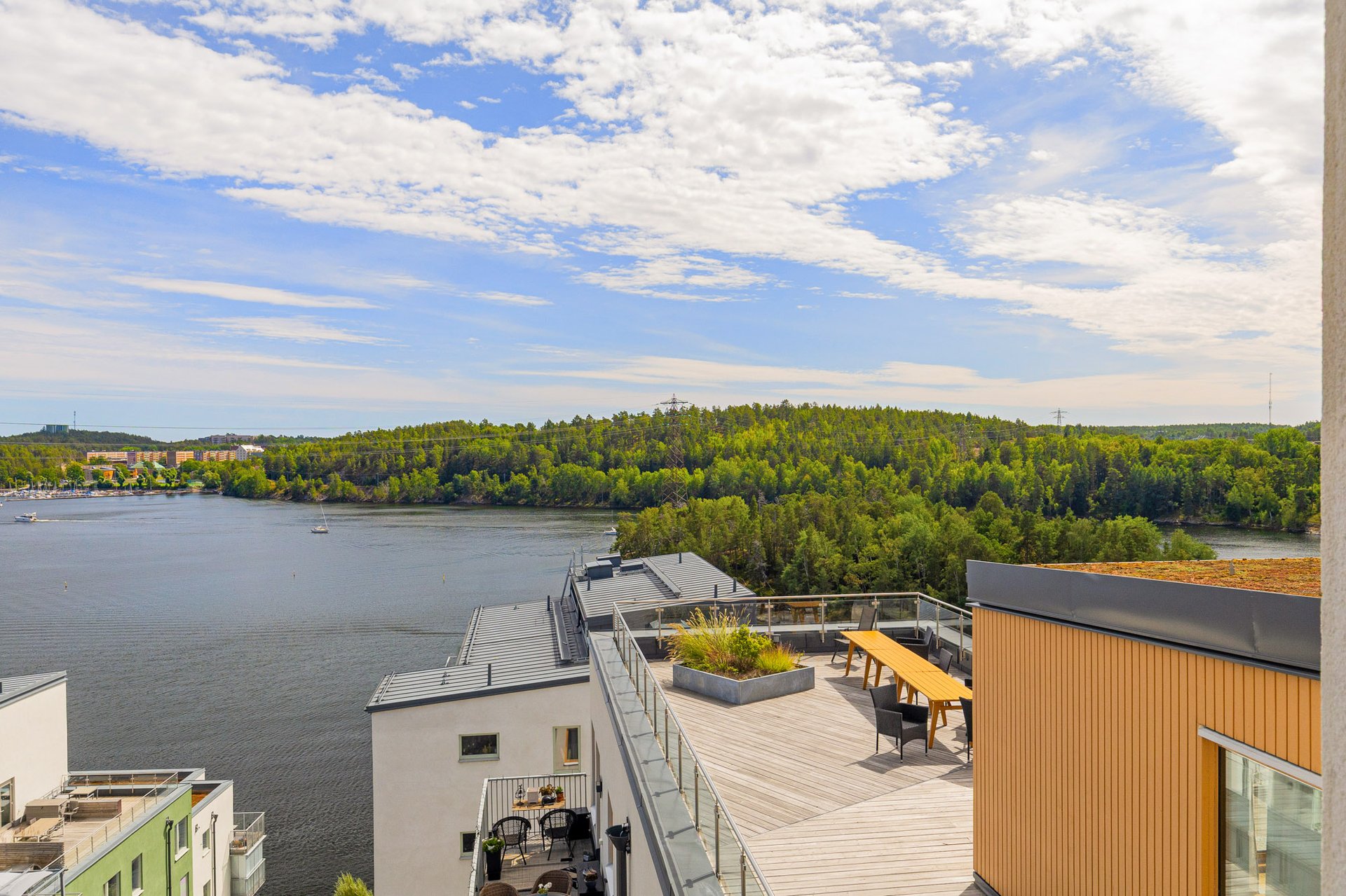 Bostadsbild från Tollareslingan 26, Såld i Tollare, Nacka