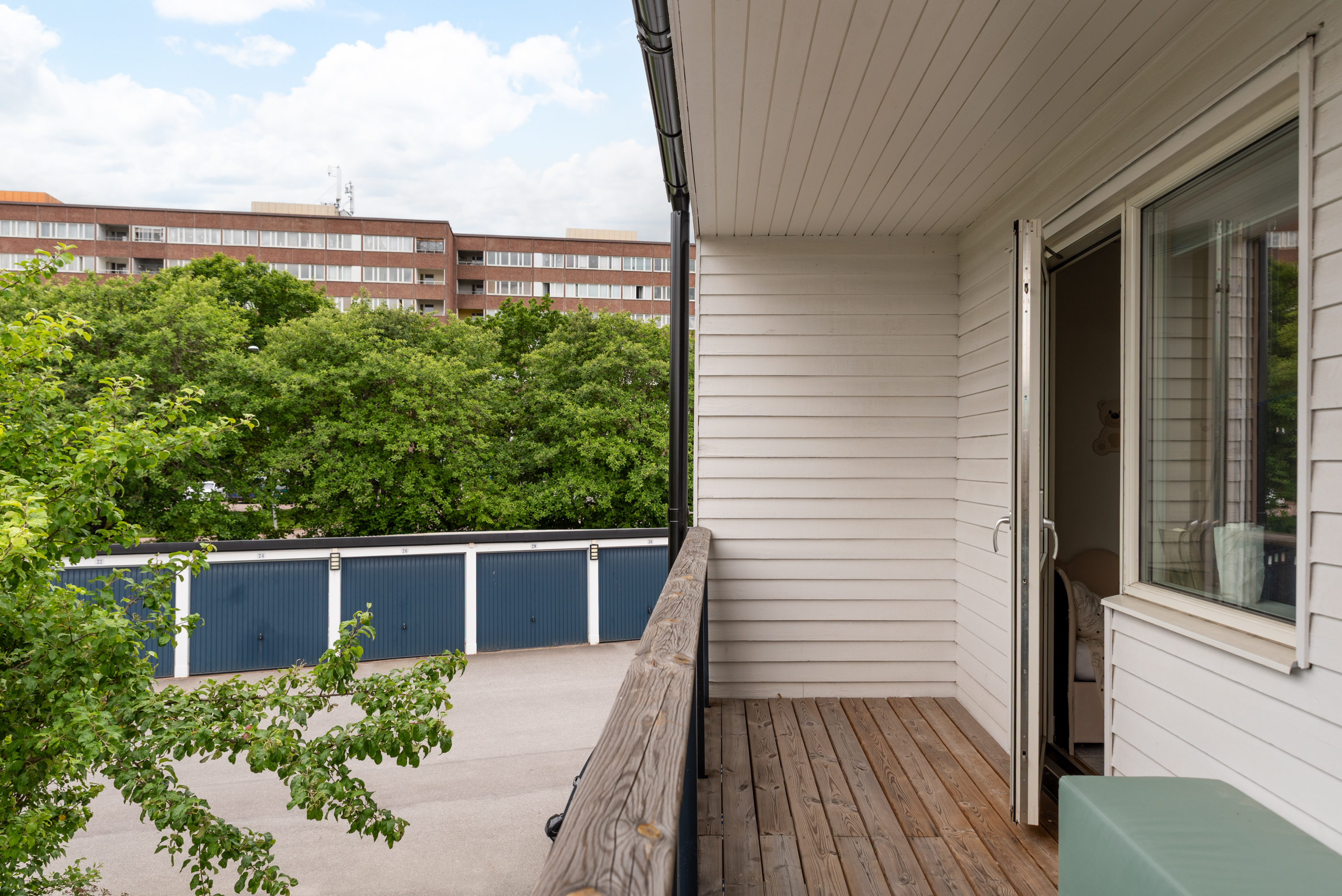 Bostadsbild från Liegatan 16, Till salu i Hammarby, Västerås