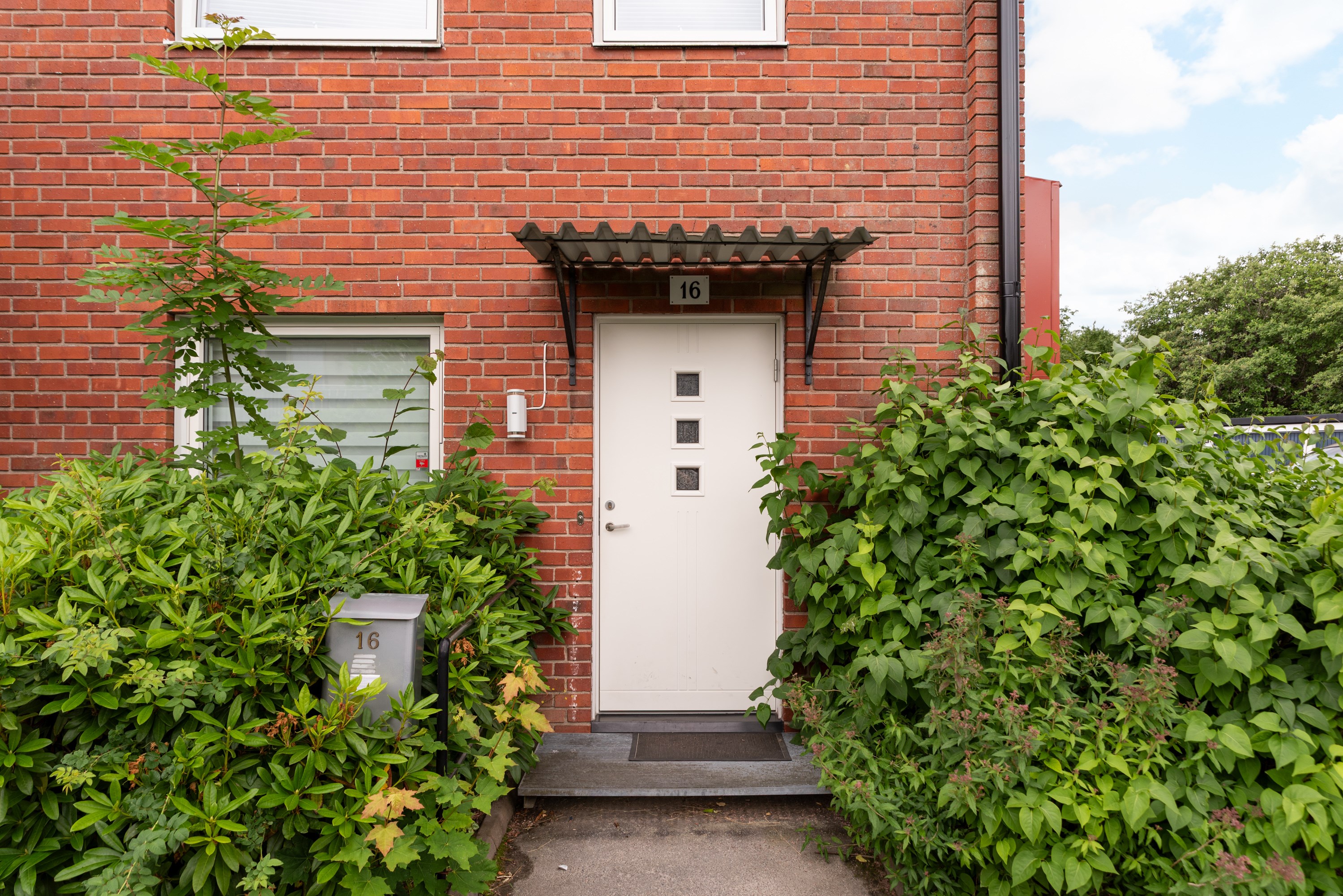 Bostadsbild från Liegatan 16, Till salu i Hammarby, Västerås
